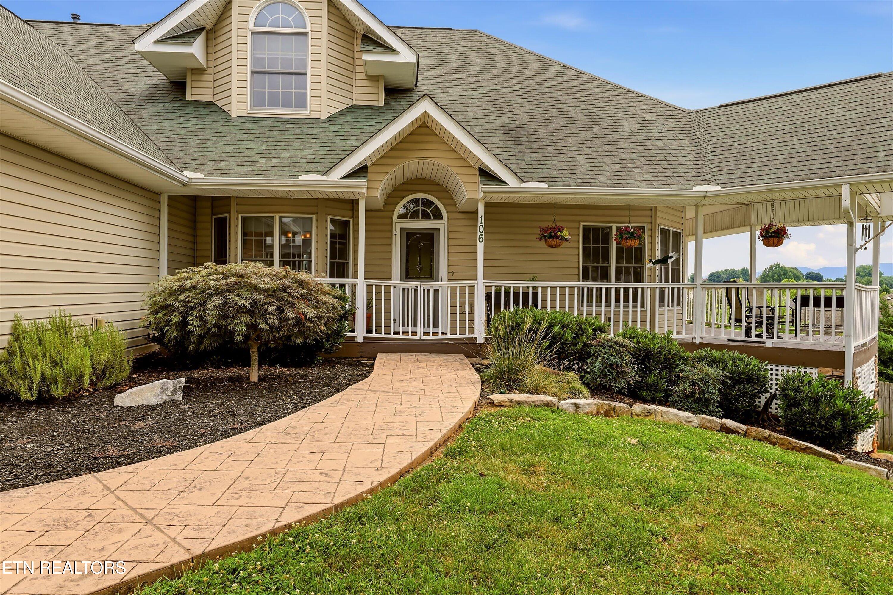 106 Knoll Lane Maryville TN 37804