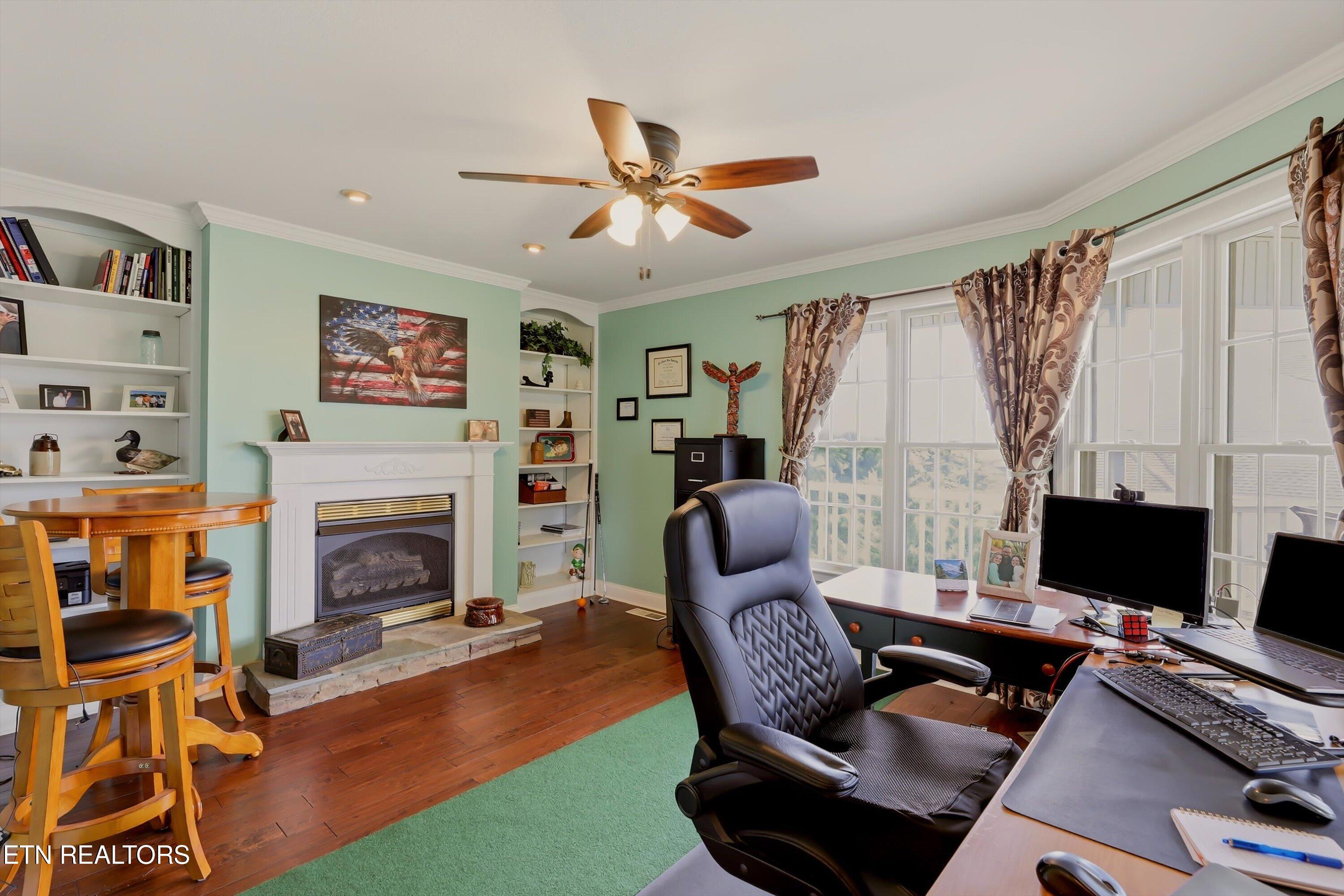 106 Knoll Lane Maryville TN 37804