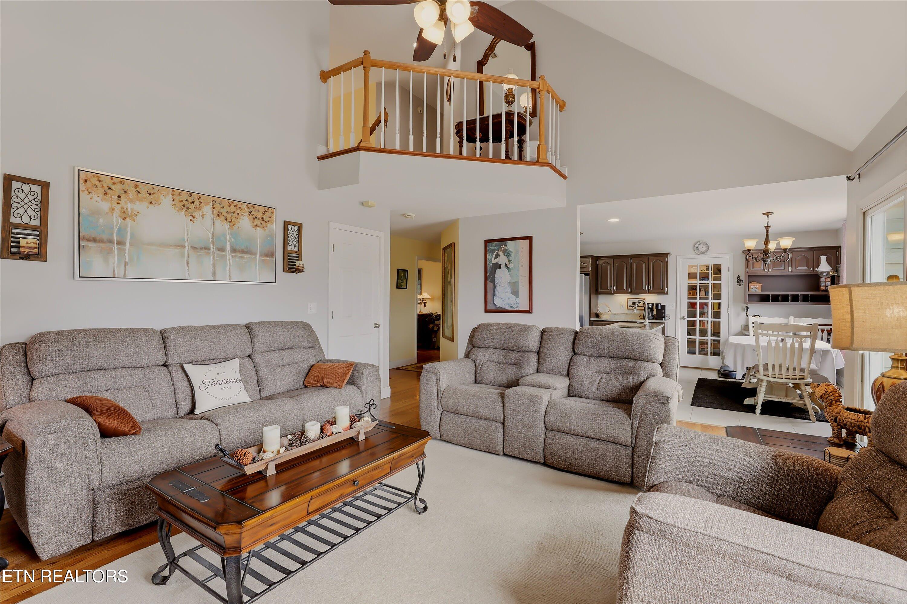 106 Knoll Lane Maryville TN 37804