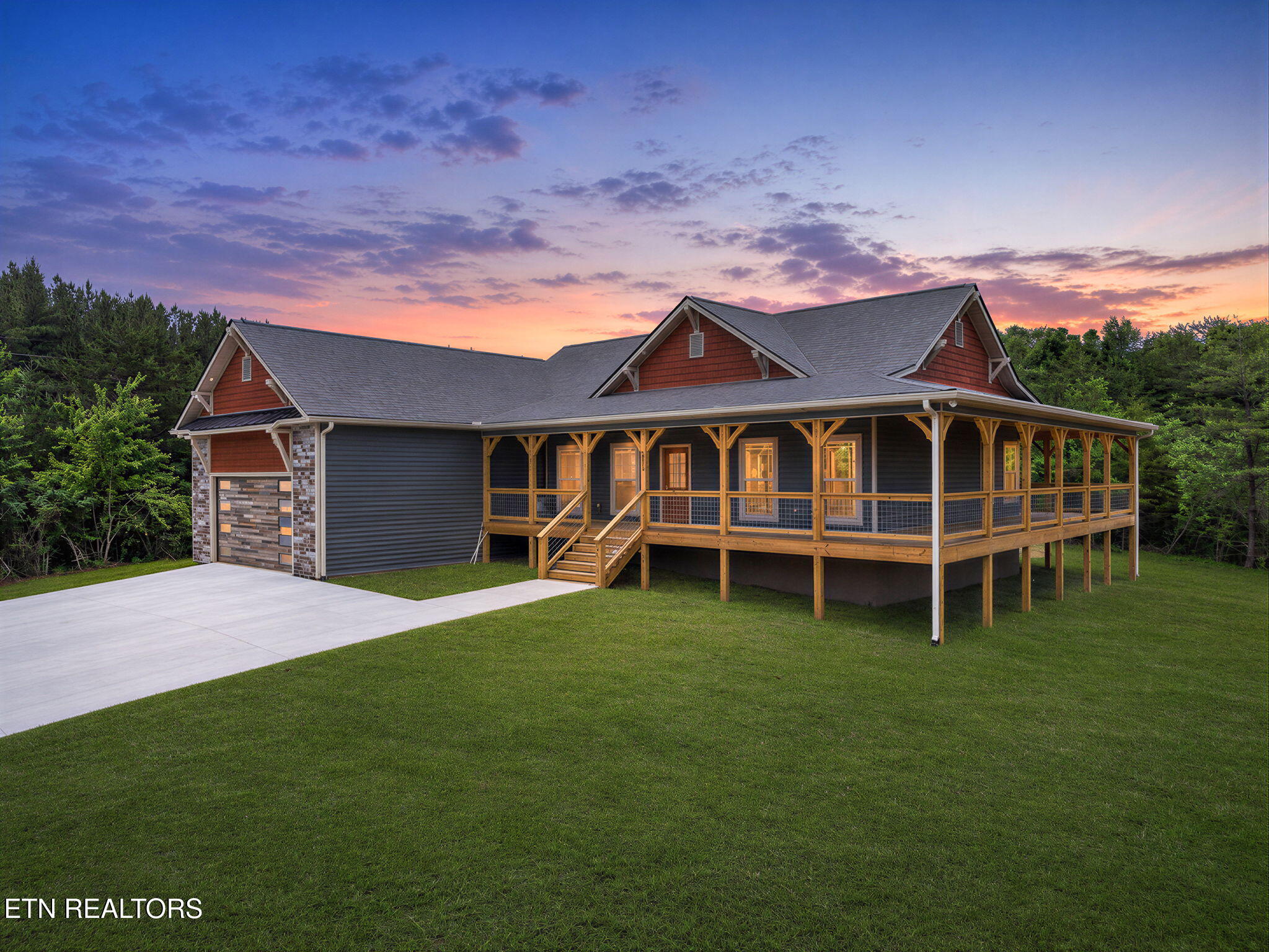 8036 Hebbertsburg Road Crab Orchard TN 37723
