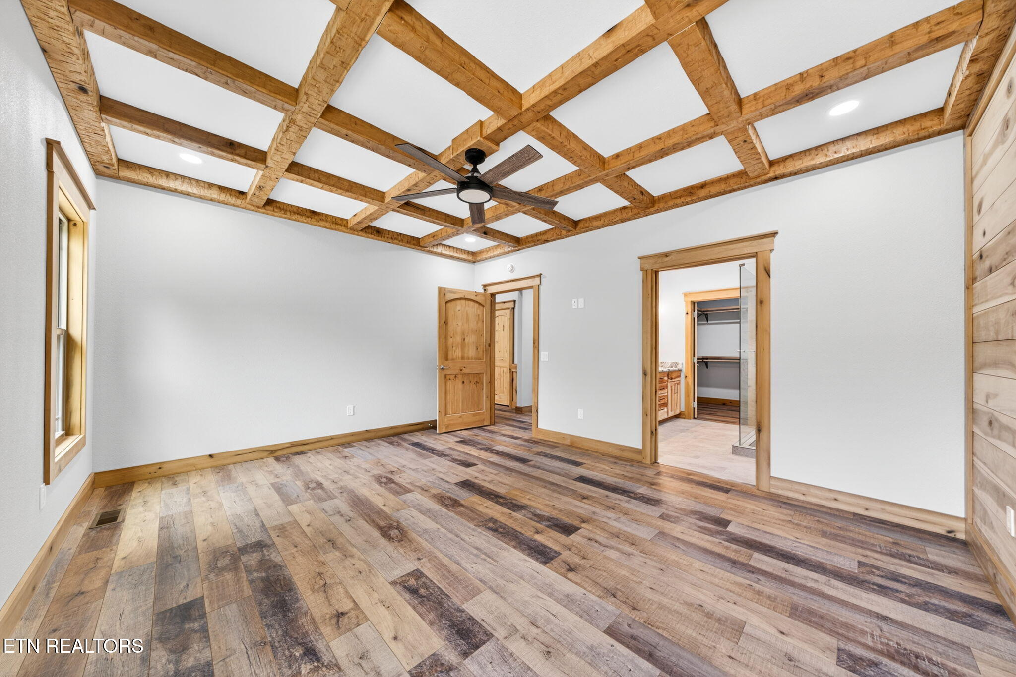 8036 Hebbertsburg Road Crab Orchard TN 37723