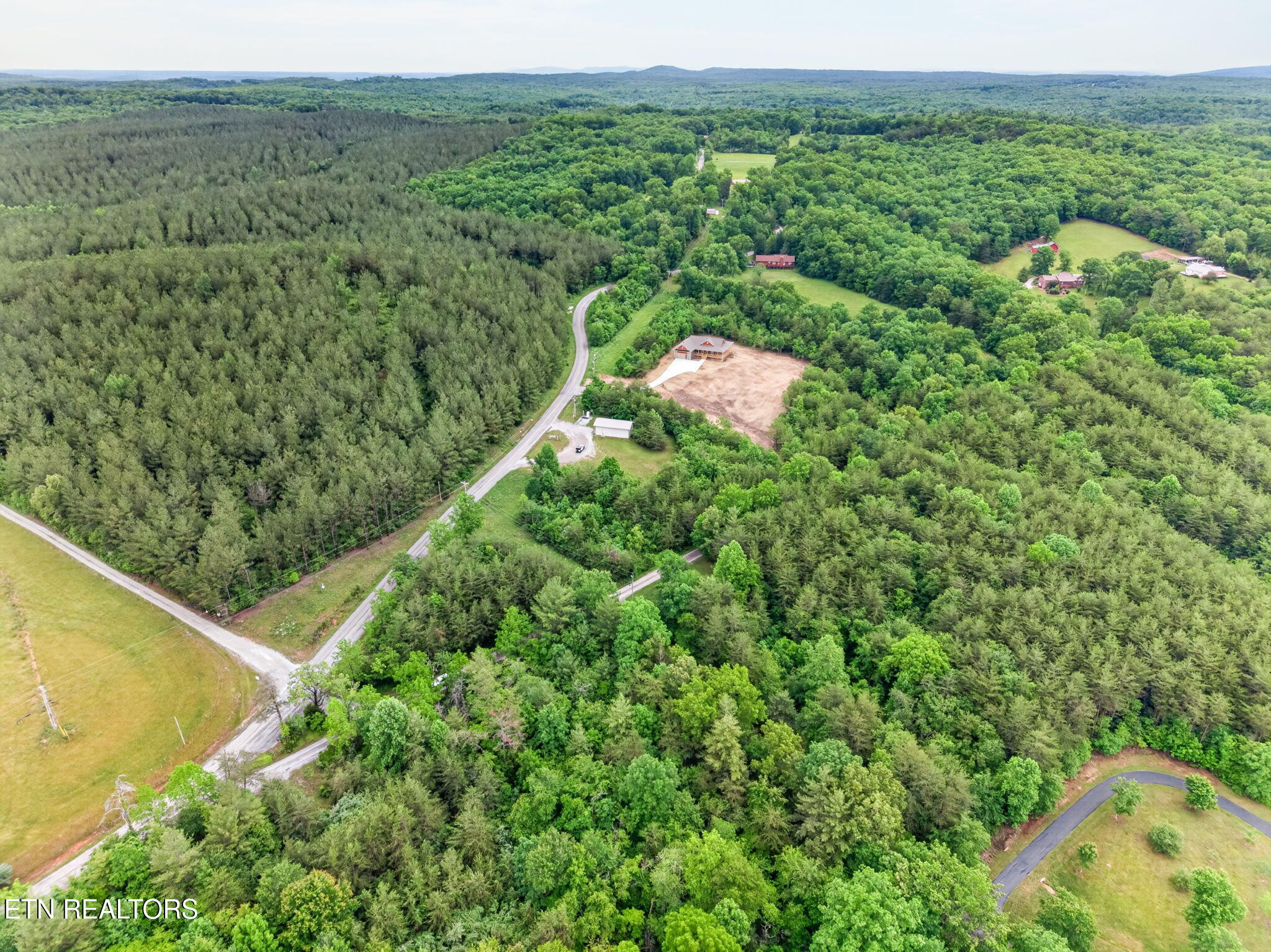 8036 Hebbertsburg Road Crab Orchard TN 37723