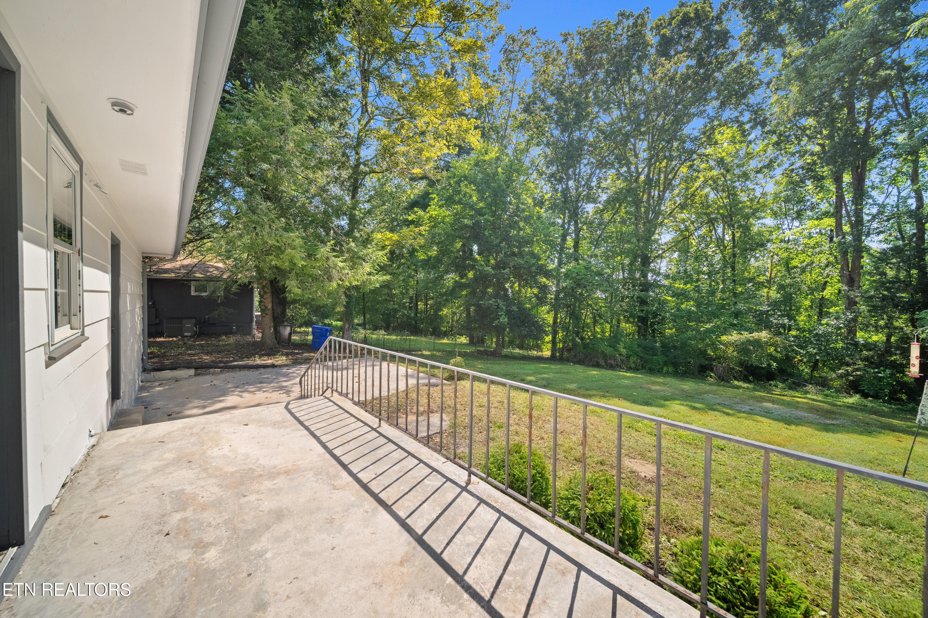 845 W Outer Drive Oak Ridge TN 37830