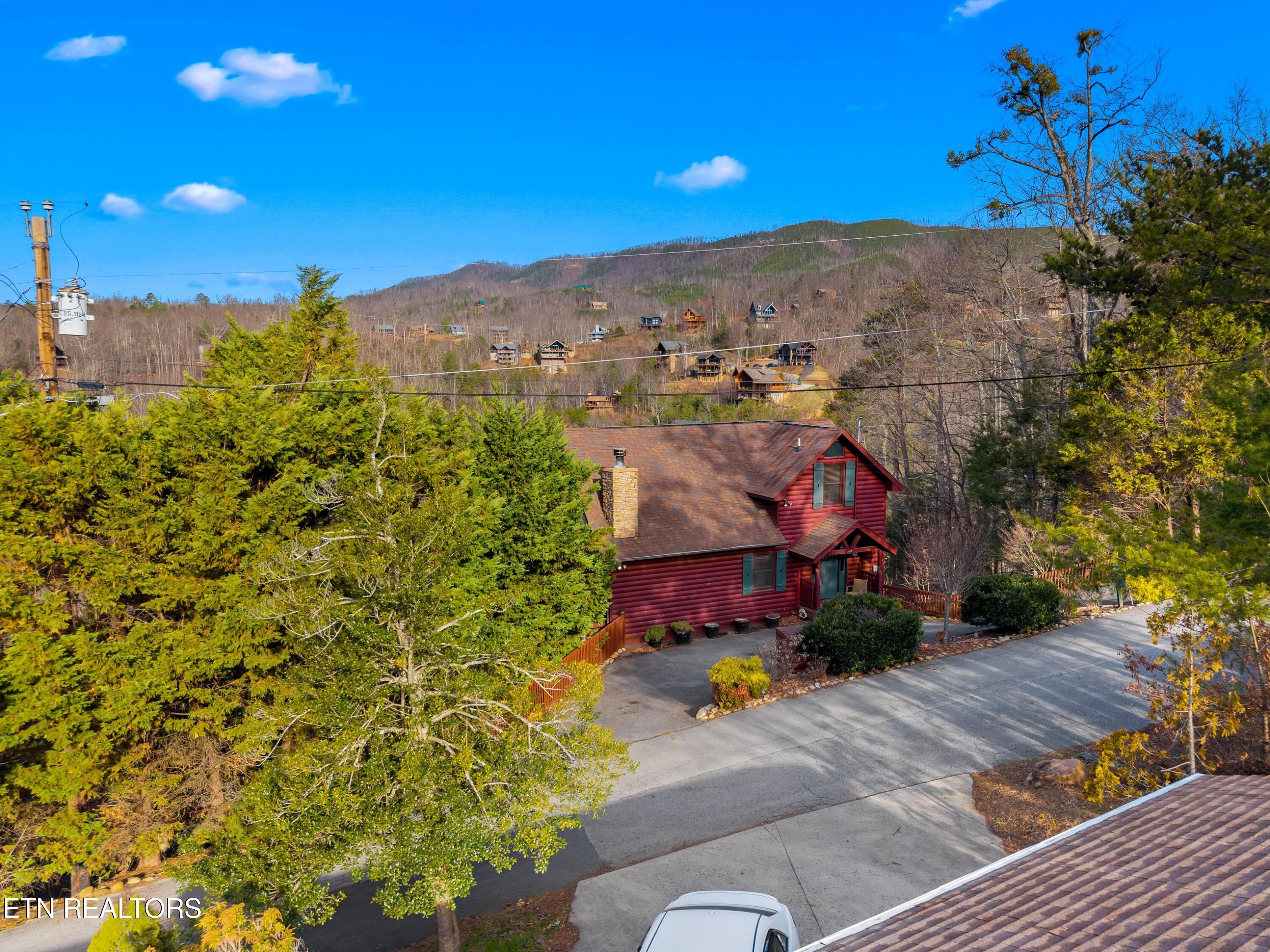 436 Lucerne Way Gatlinburg TN 37738