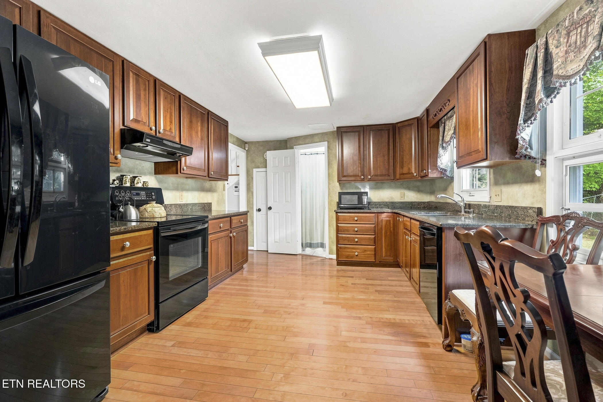 7305 Toxaway Drive Knoxville TN 37909