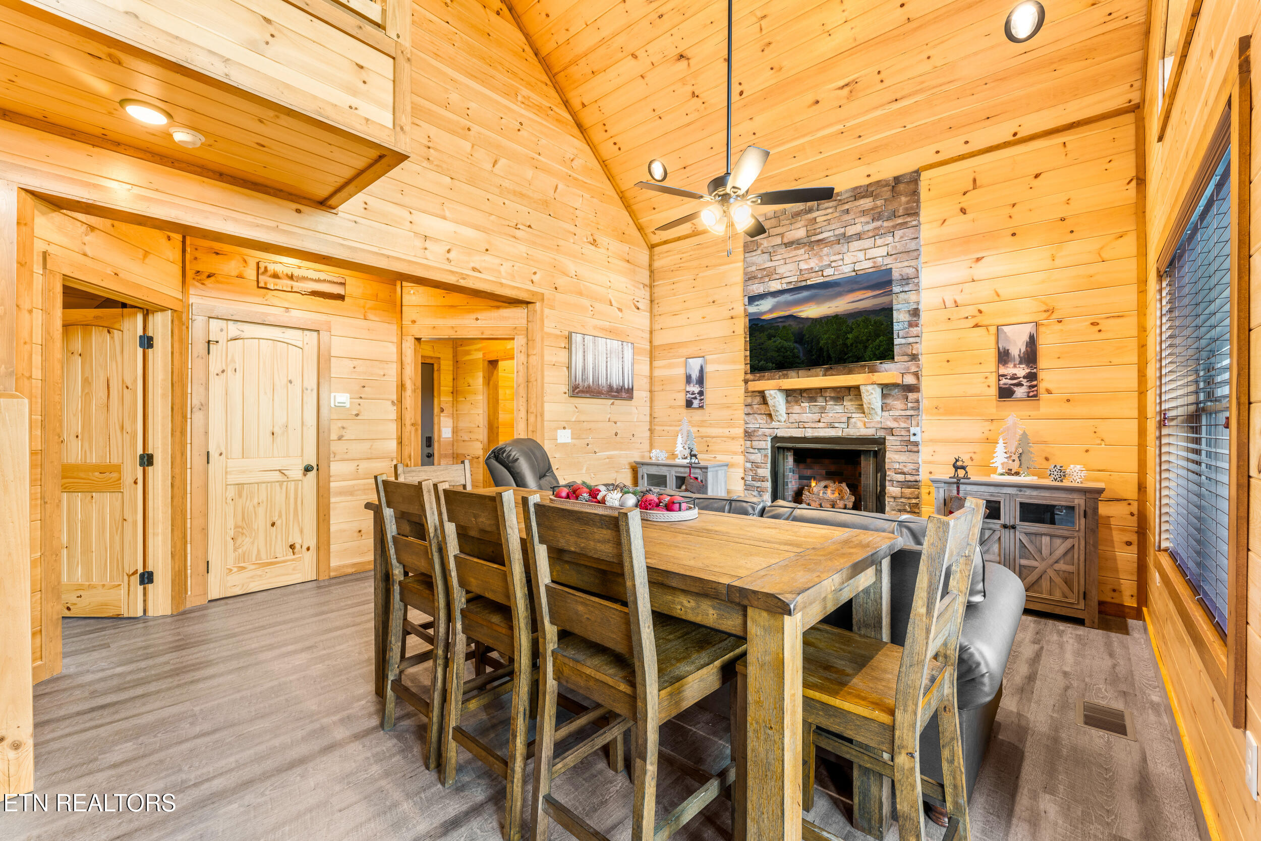 3308 Pine Peak Way Sevierville TN 37862