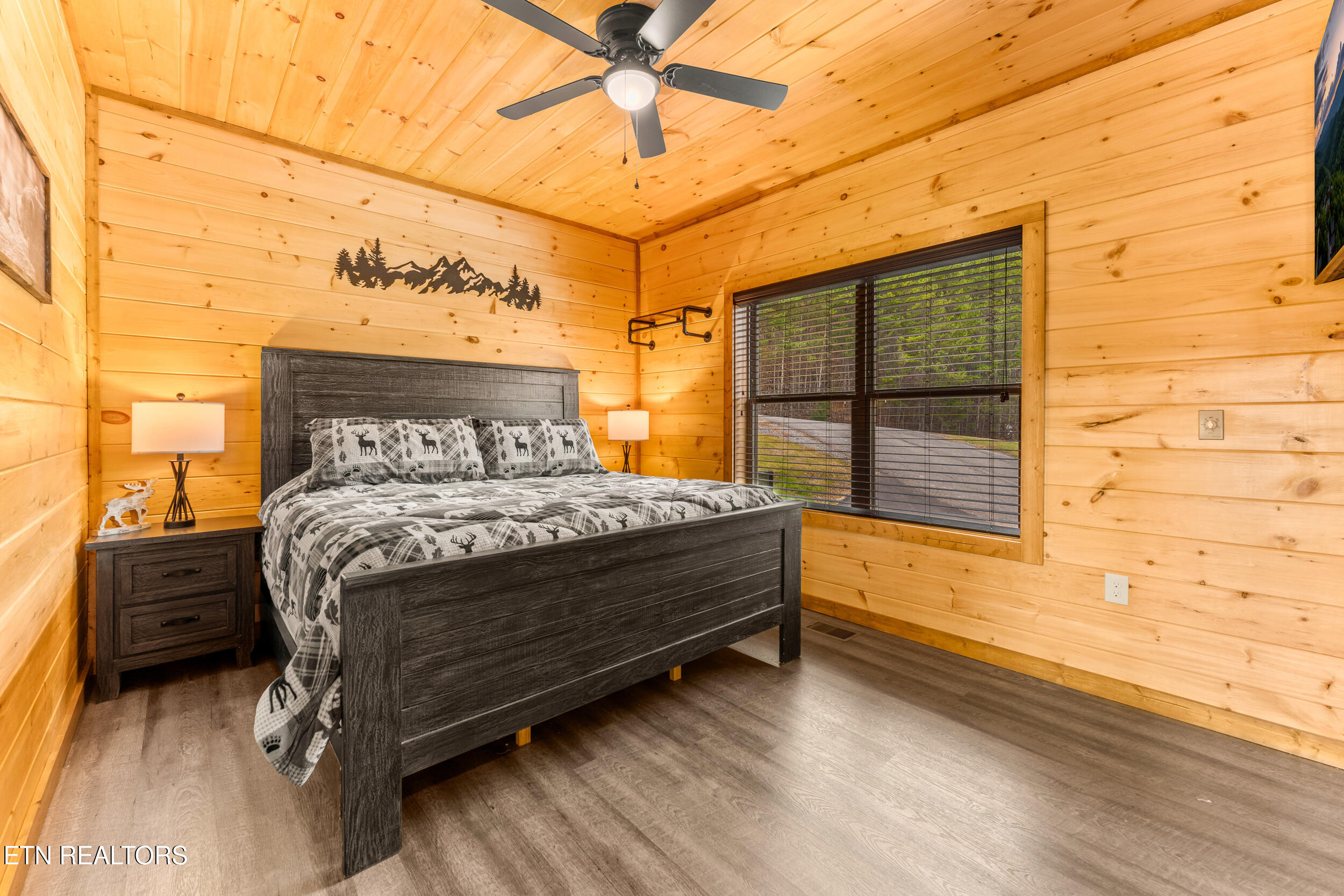 3308 Pine Peak Way Sevierville TN 37862