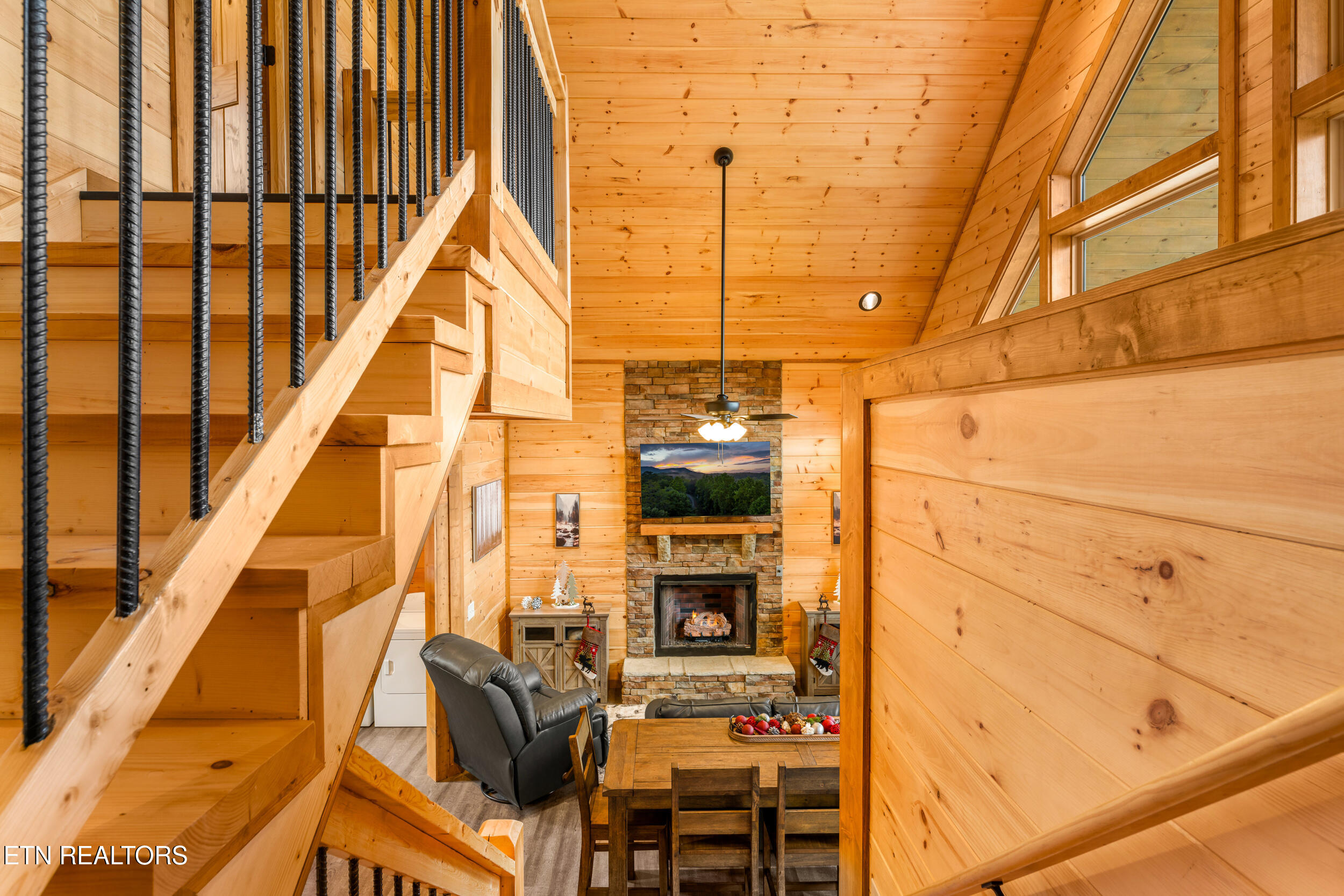 3308 Pine Peak Way Sevierville TN 37862