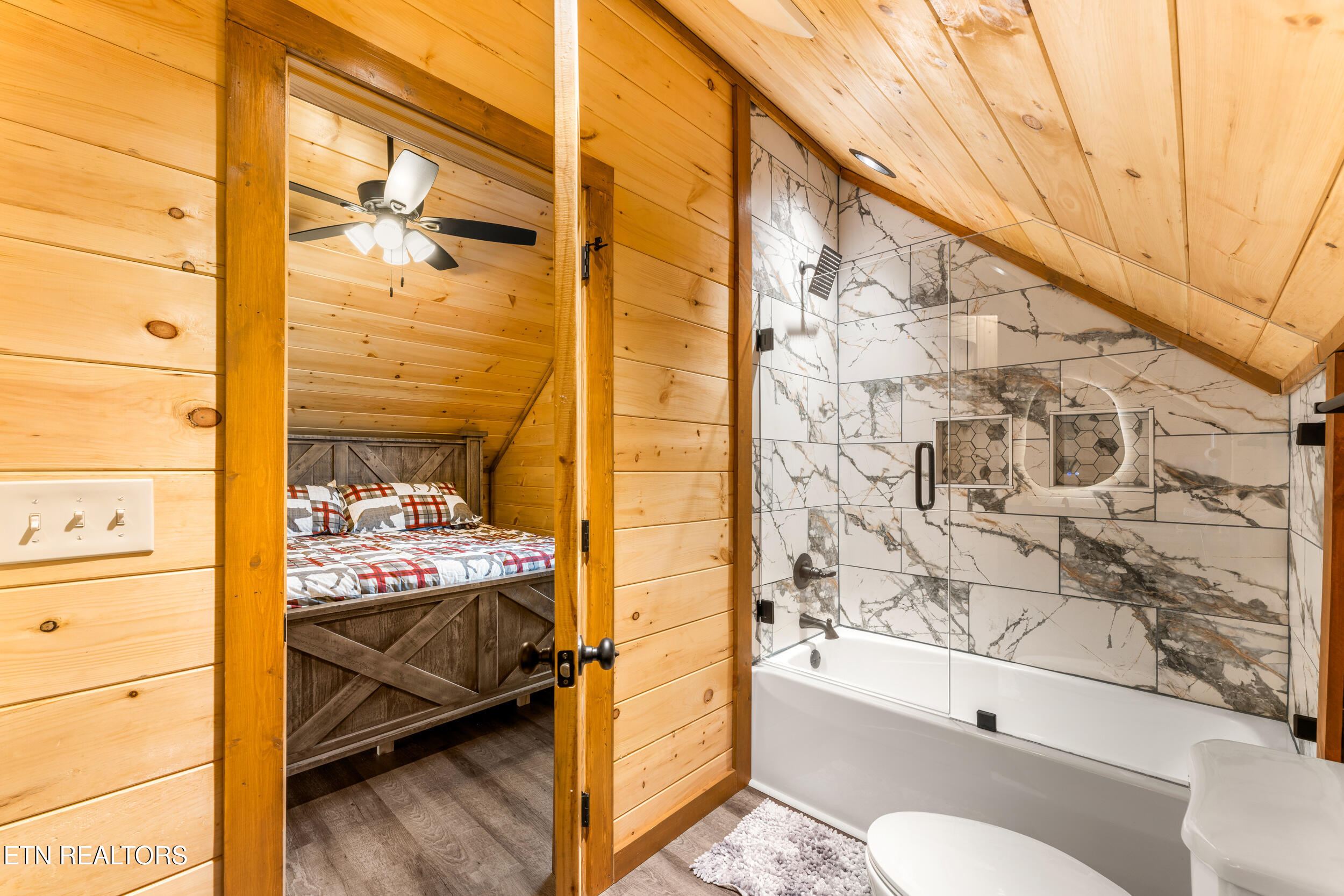 3308 Pine Peak Way Sevierville TN 37862