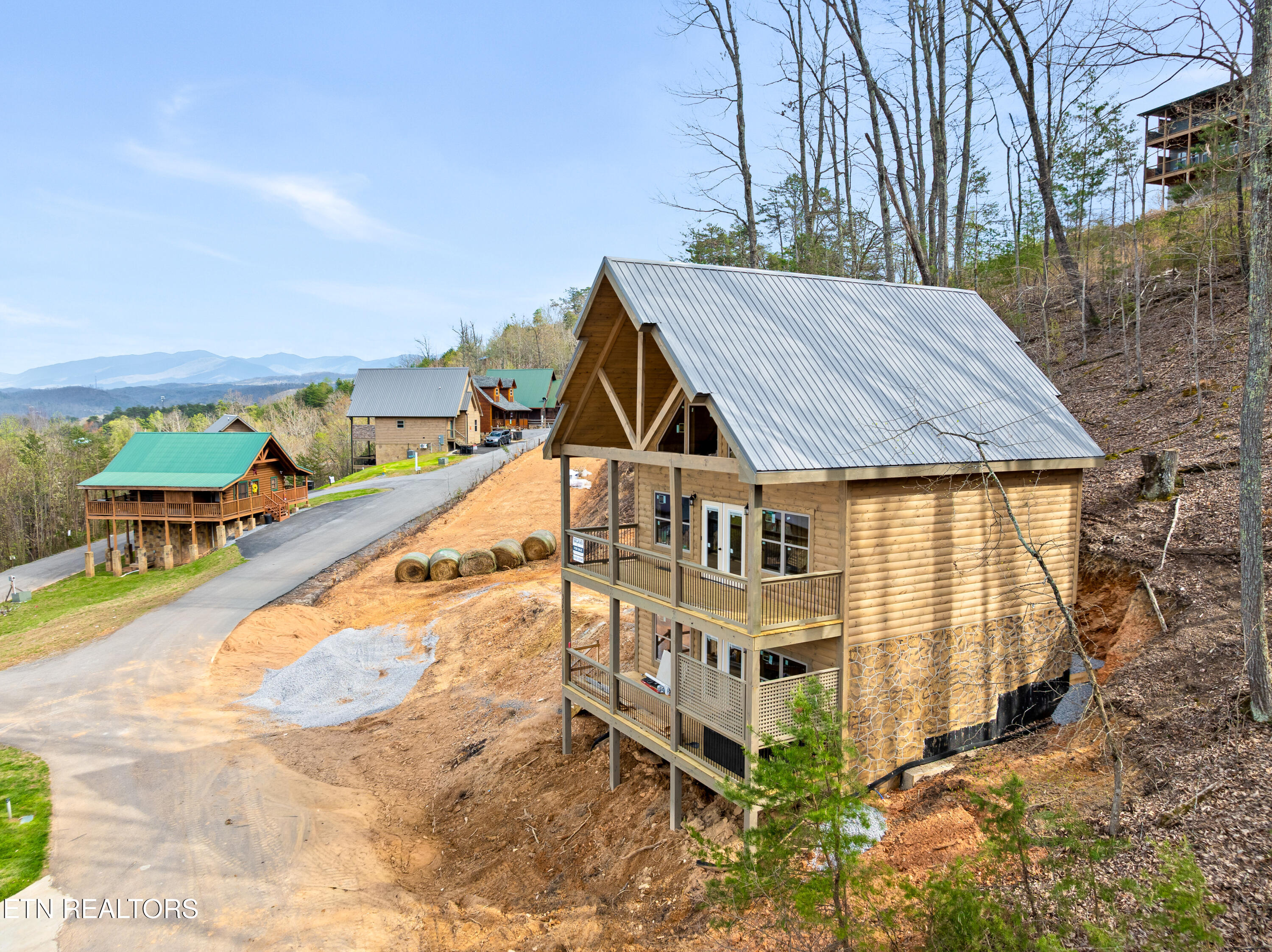 3308 Pine Peak Way Sevierville TN 37862