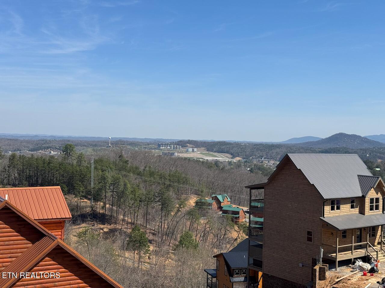3308 Pine Peak Way Sevierville TN 37862