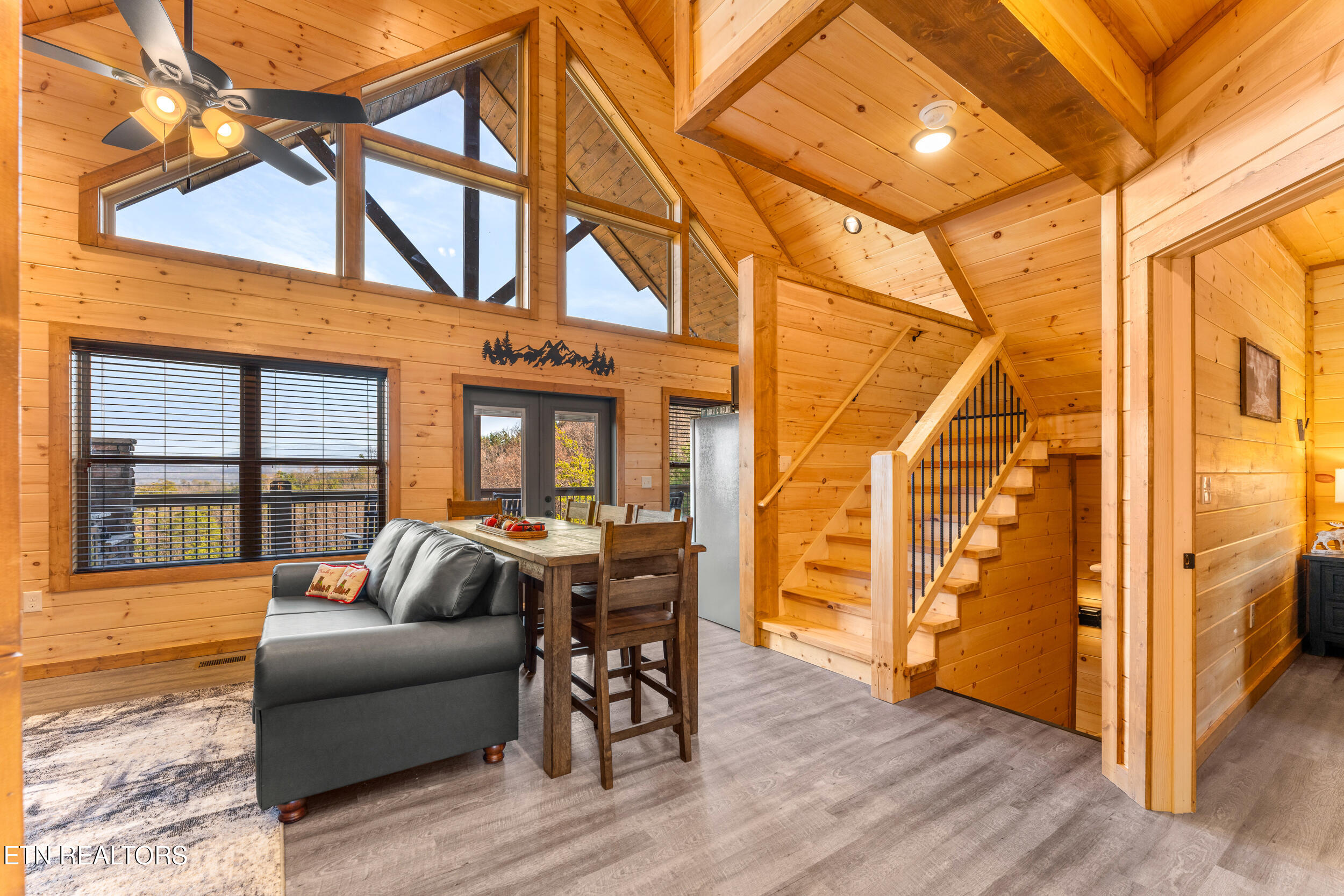 3308 Pine Peak Way Sevierville TN 37862