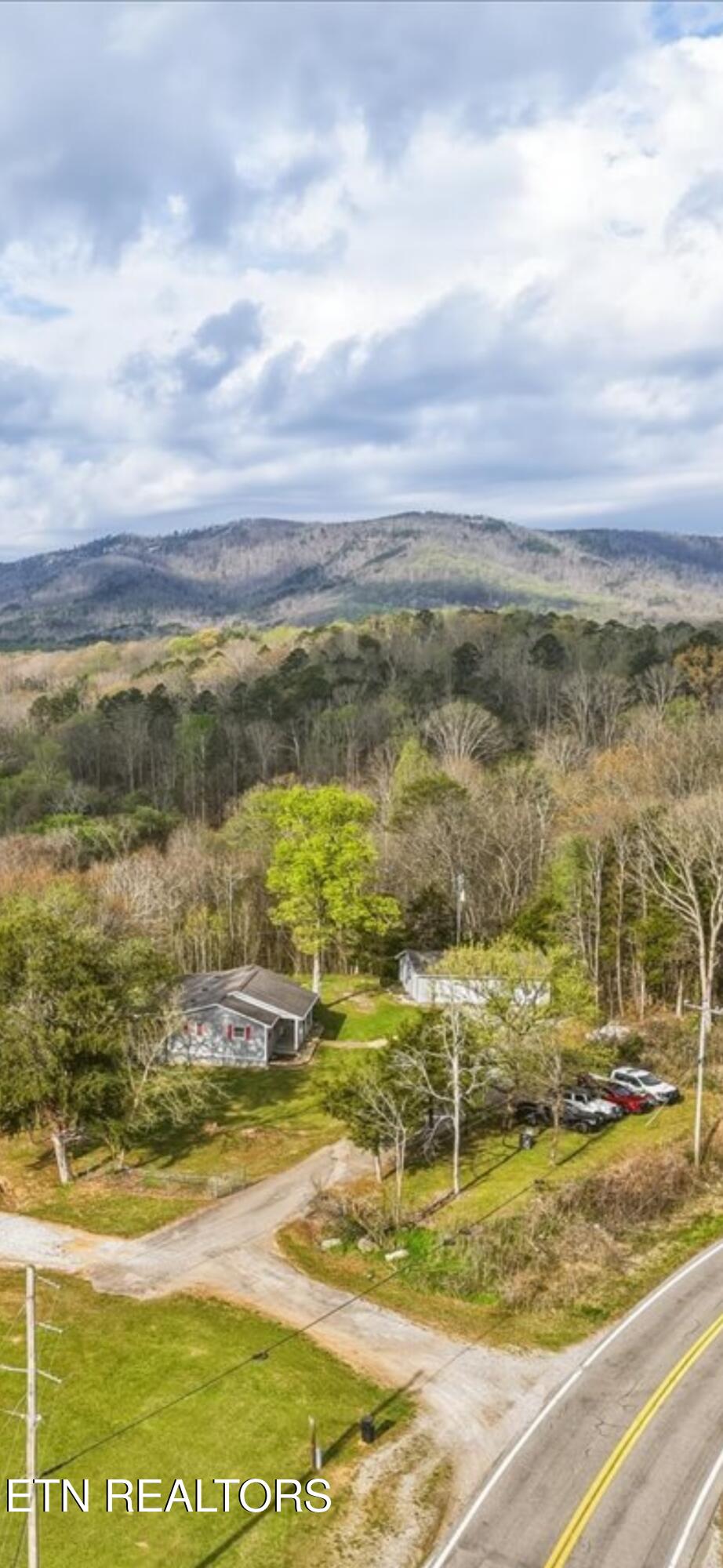 1805 Mecca Pike Tellico Plains TN 37385