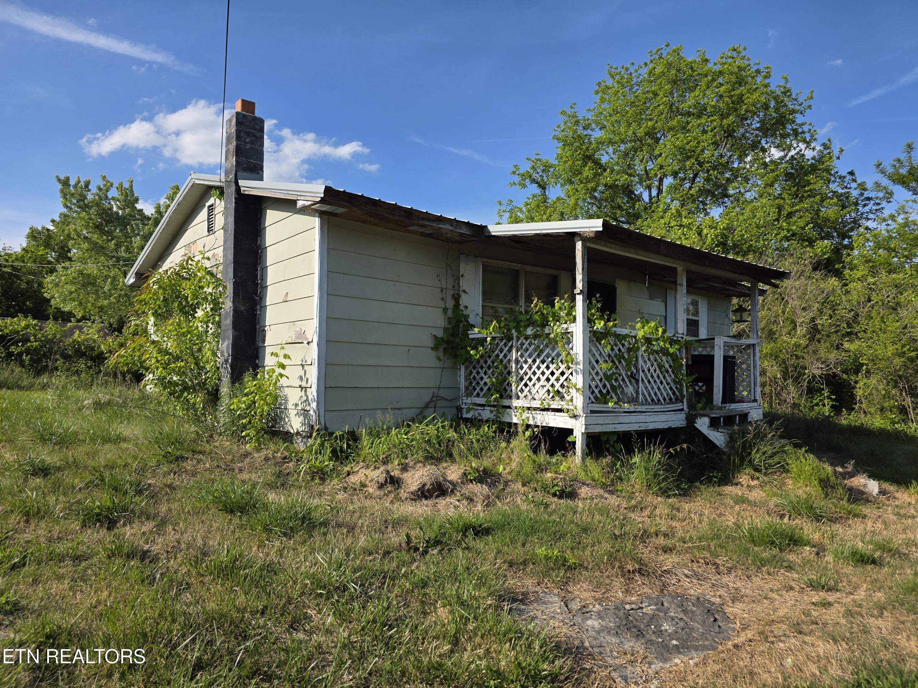 1019 Gibson Lane Lafollette TN 37766