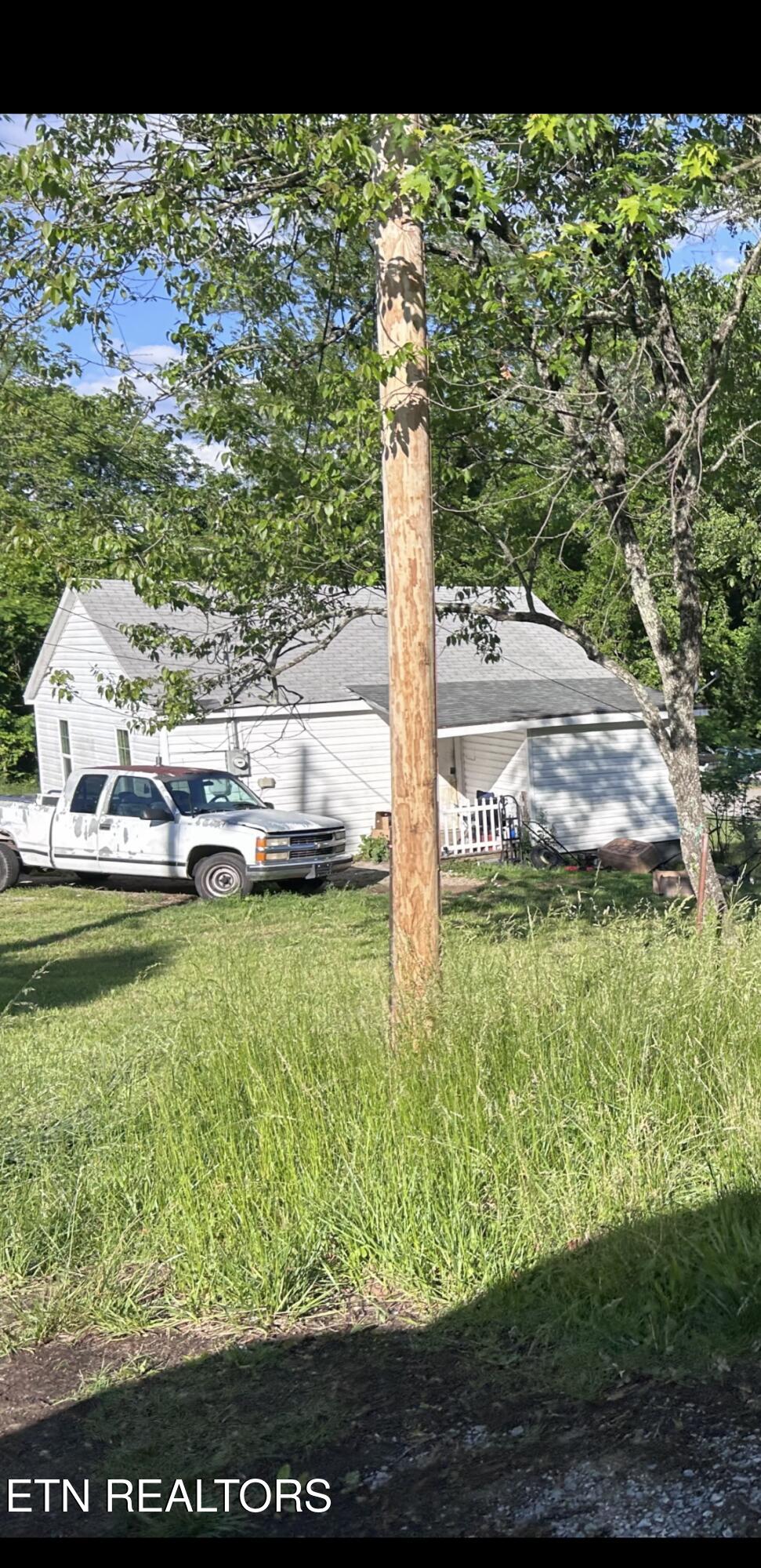 308 Barnett Circle Harriman TN 37748