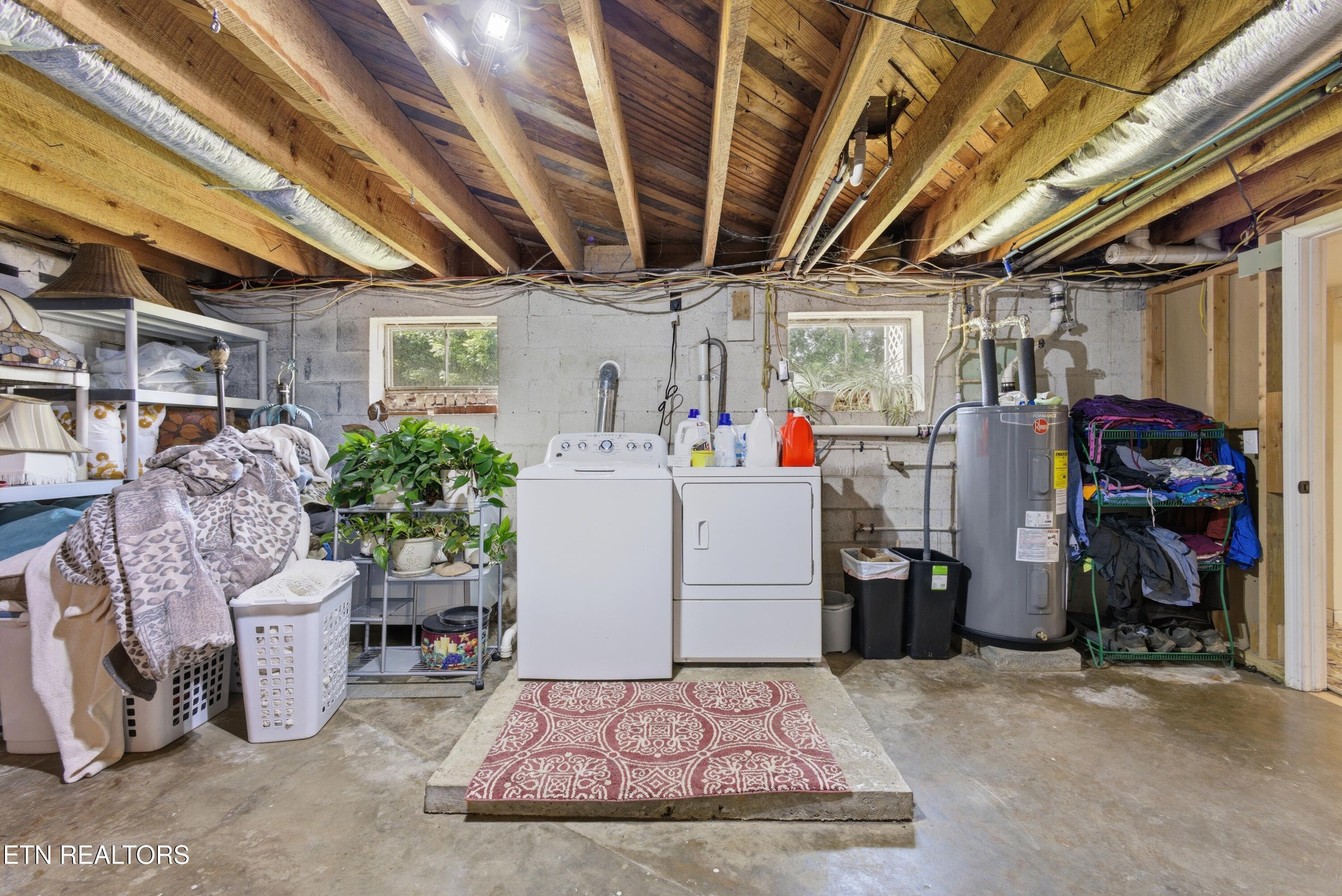 4906 Kingston Highway Lenoir City TN 37771