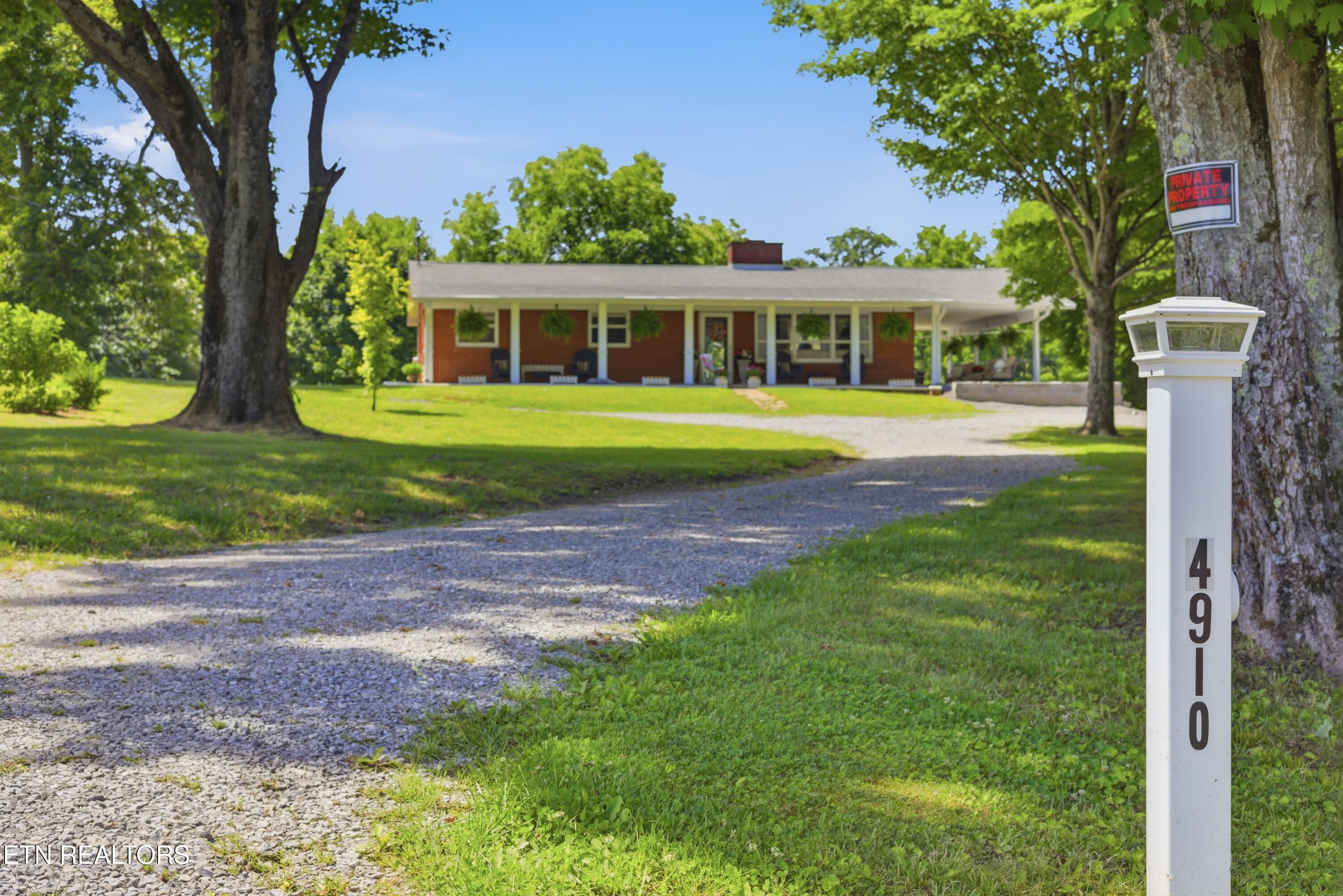 4906 Kingston Highway Lenoir City TN 37771
