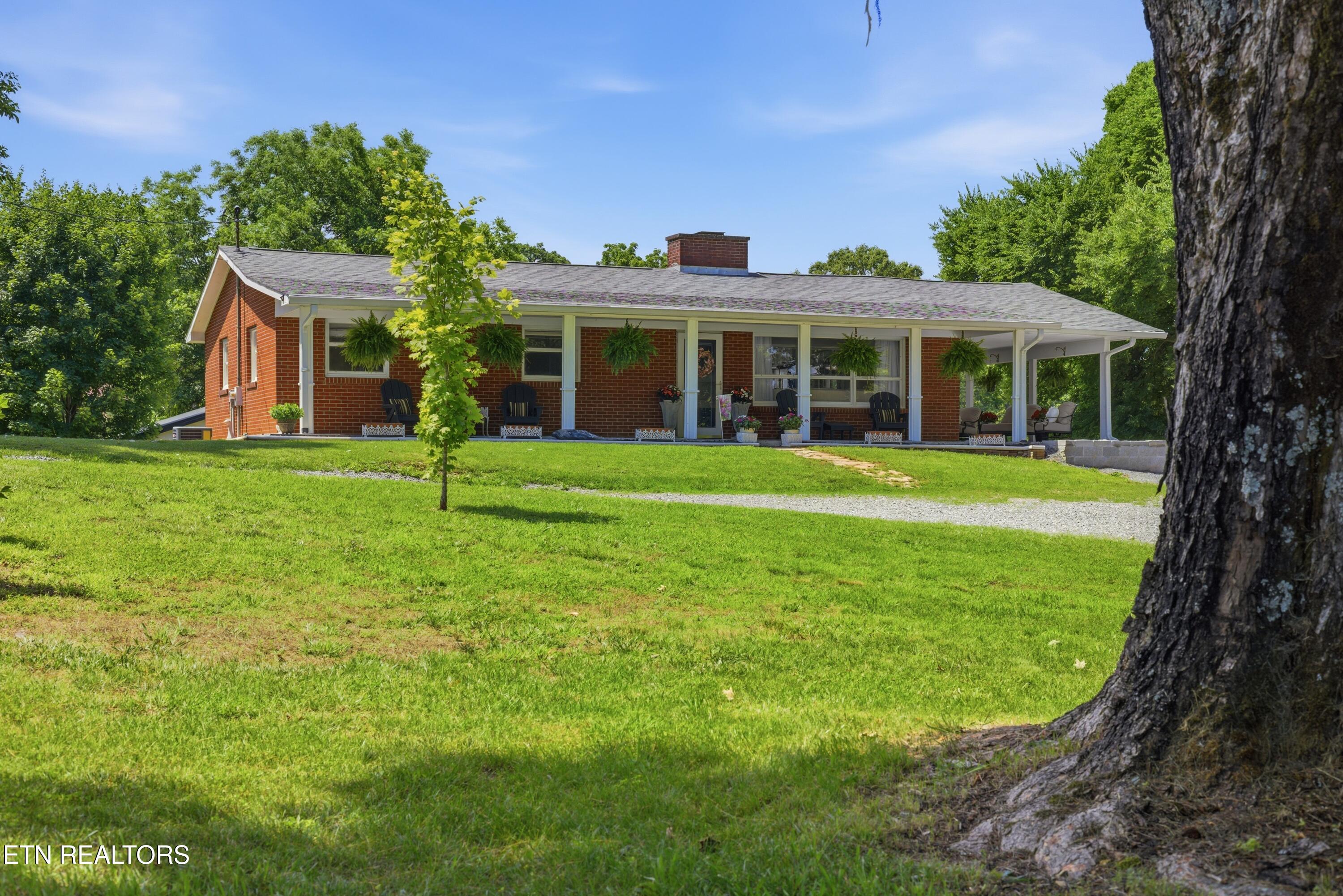 4906 Kingston Highway Lenoir City TN 37771