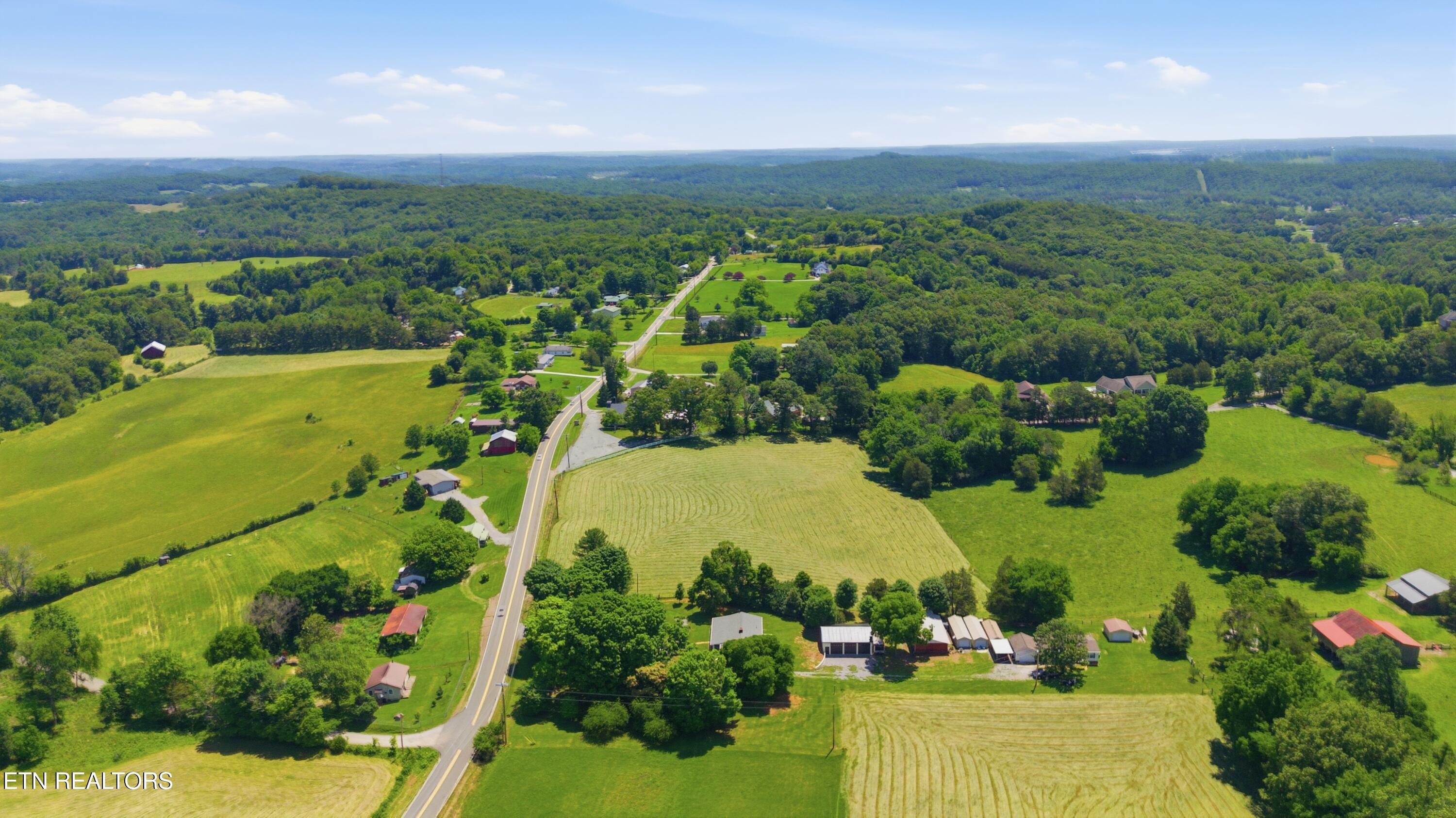 4906 Kingston Highway Lenoir City TN 37771