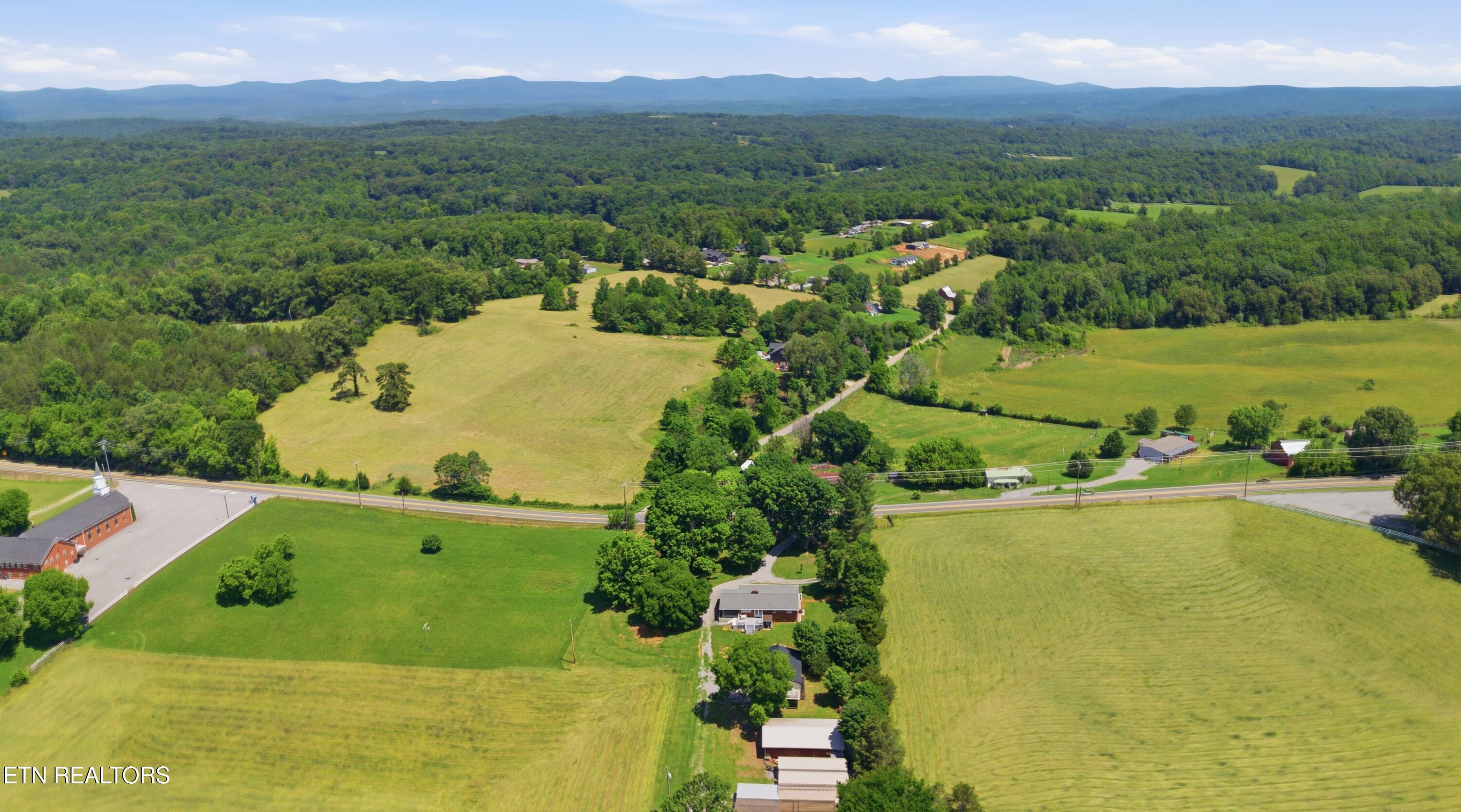 4906 Kingston Highway Lenoir City TN 37771