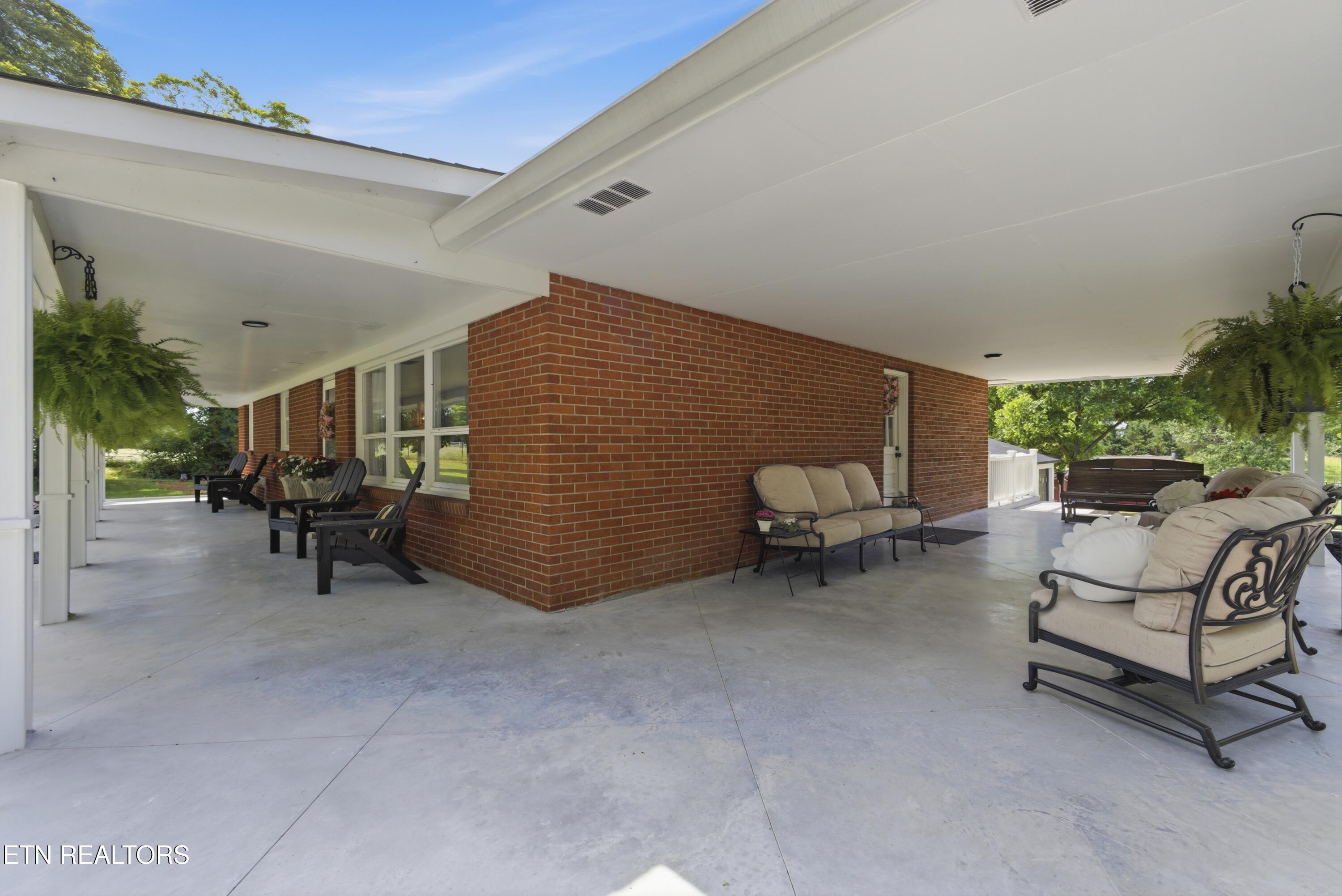 4906 Kingston Highway Lenoir City TN 37771