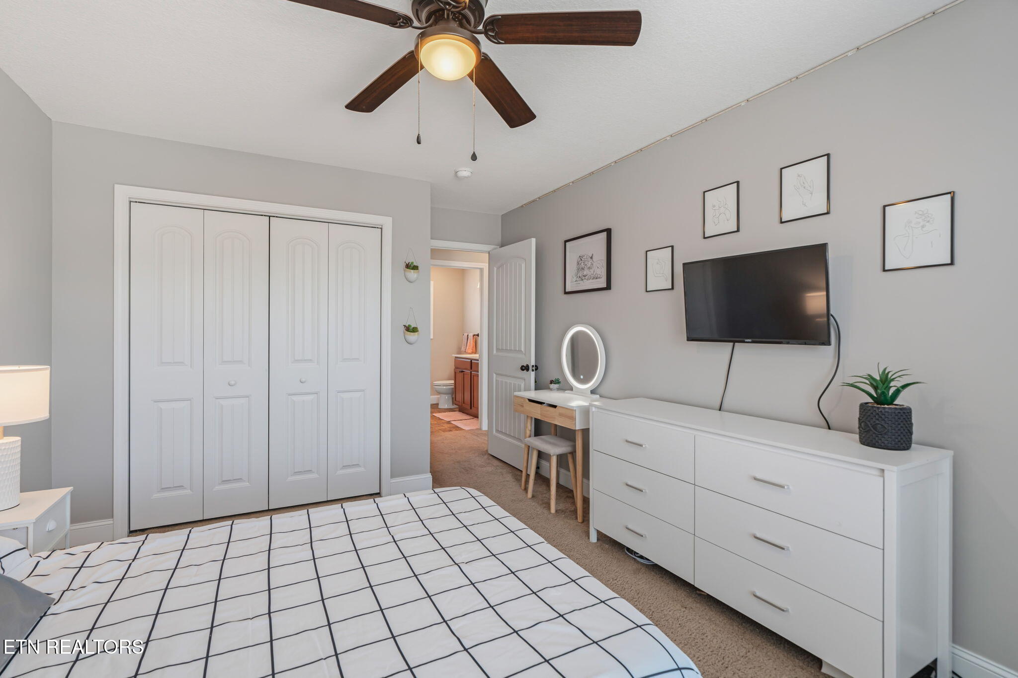 2530 Sparkling Star Lane Knoxville TN 37931