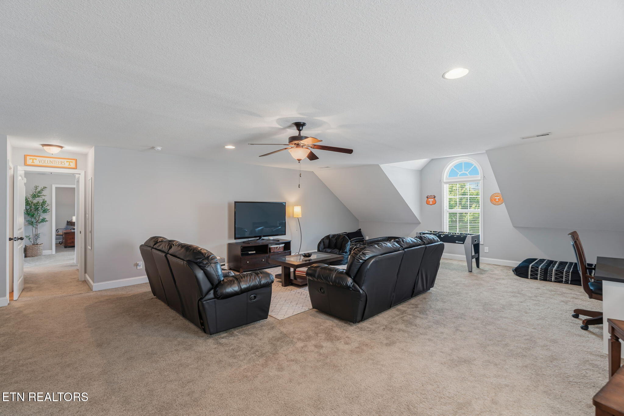 2530 Sparkling Star Lane Knoxville TN 37931