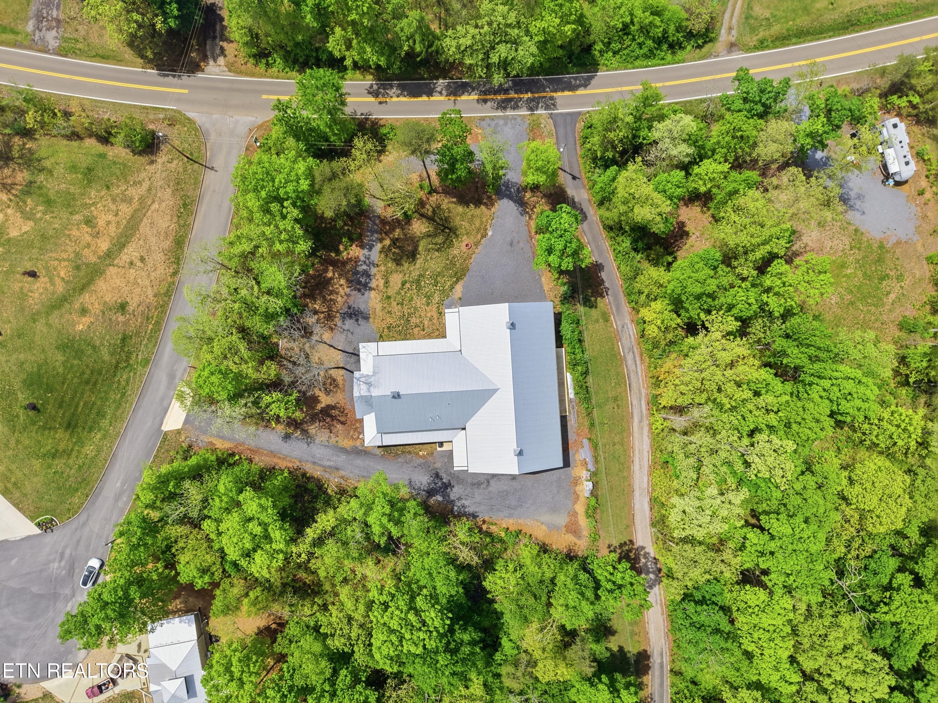103 Martin Court Dandridge TN 37725