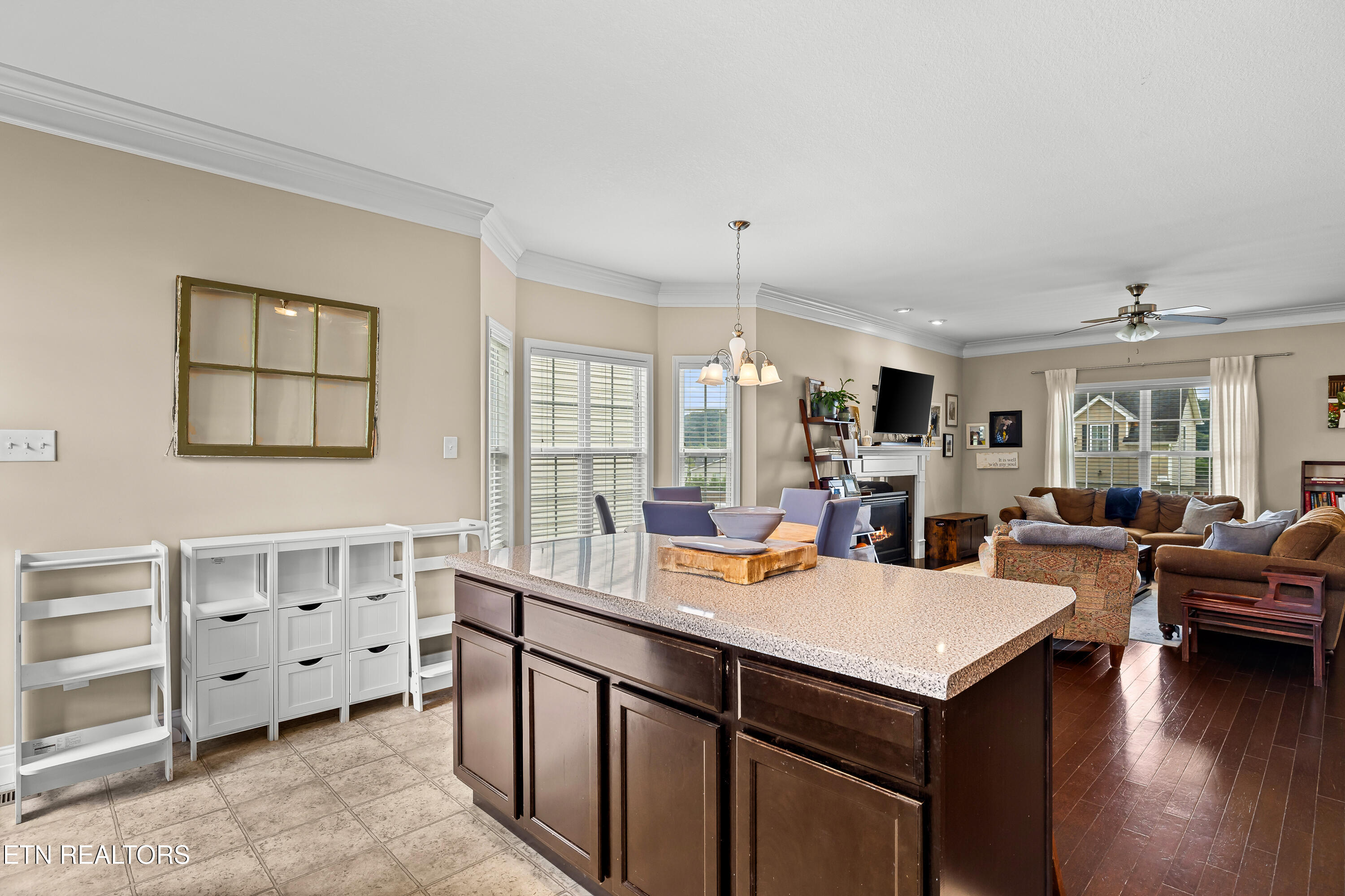 1805 Point Wood Drive Knoxville TN 37920