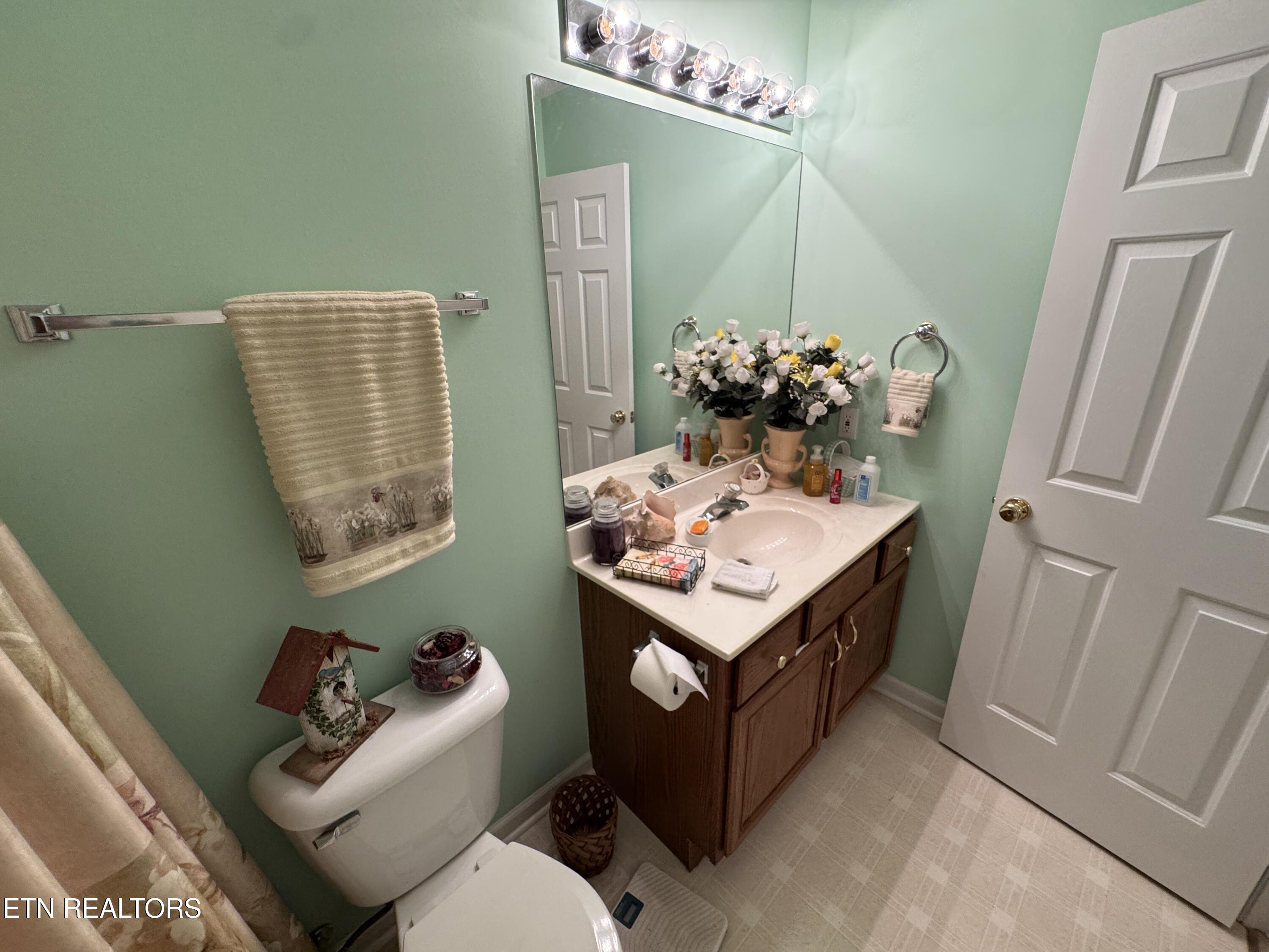 2810 Knob Creek Lane Knoxville TN 37912