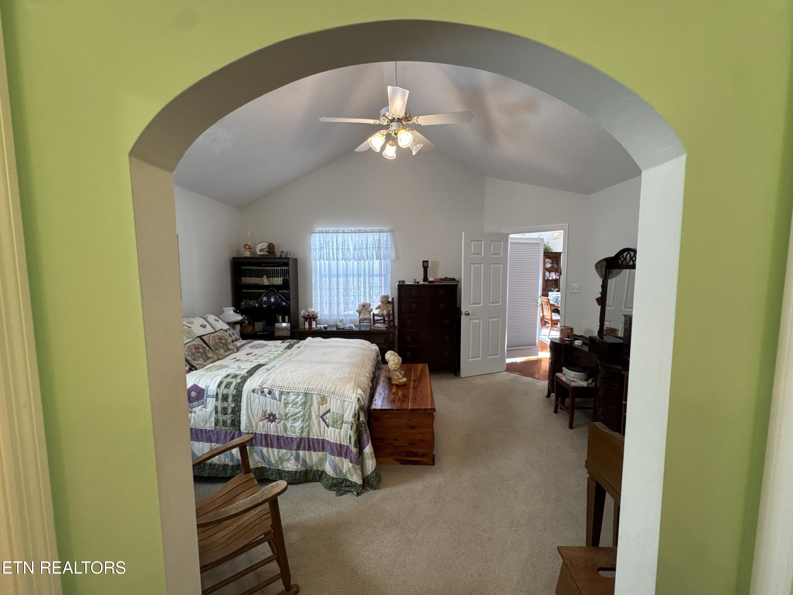 2810 Knob Creek Lane Knoxville TN 37912