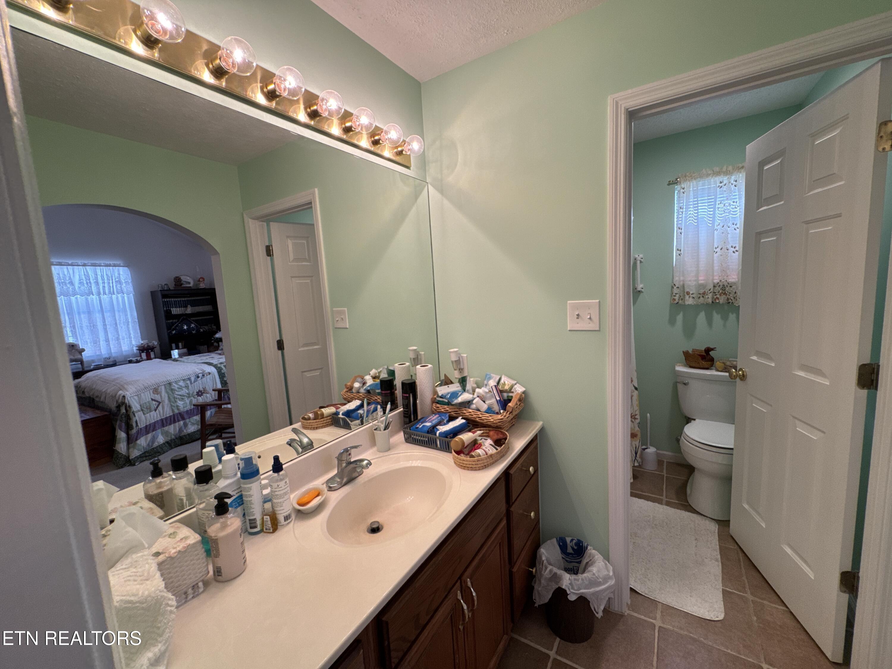 2810 Knob Creek Lane Knoxville TN 37912