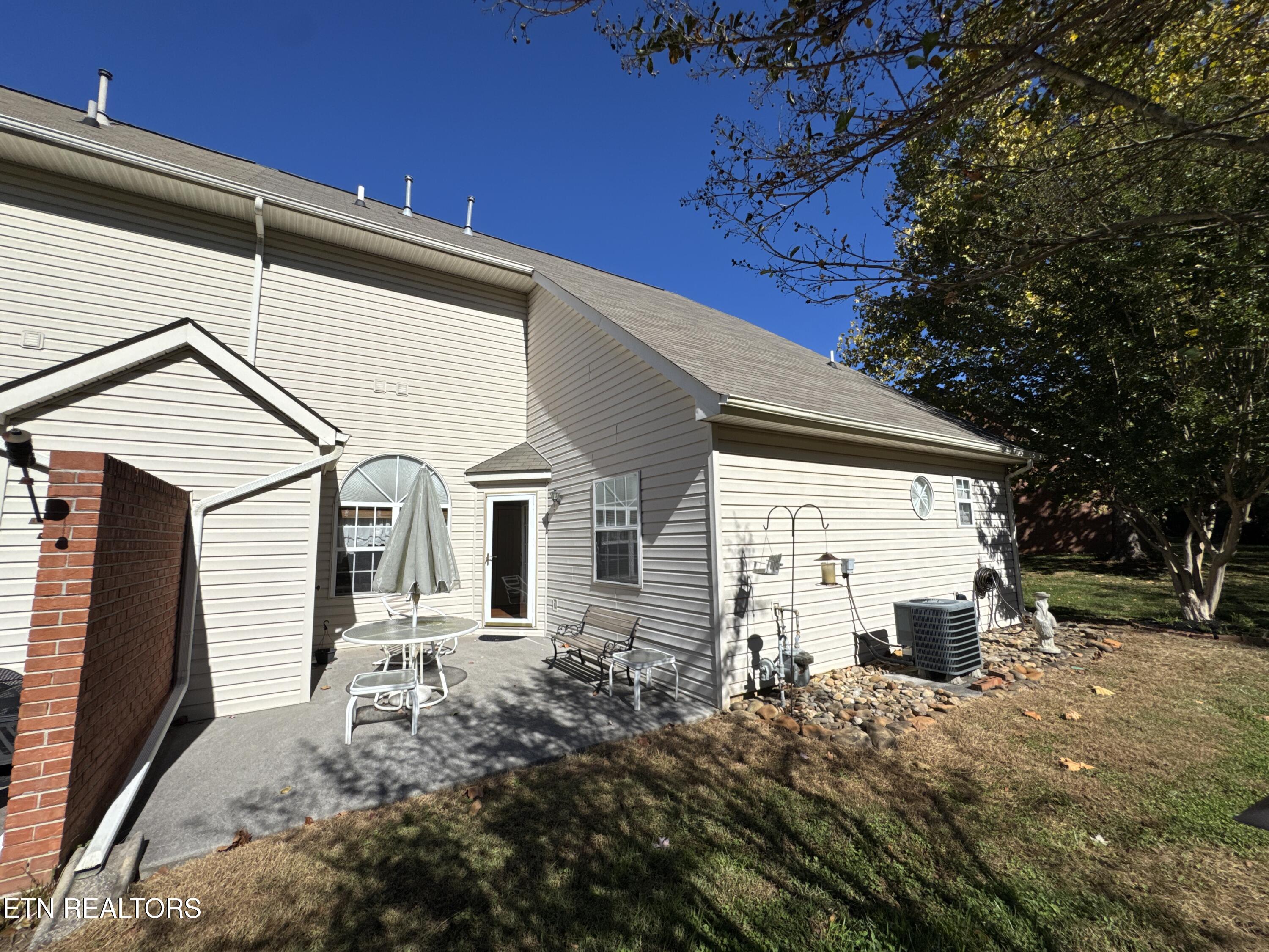 2810 Knob Creek Lane Knoxville TN 37912