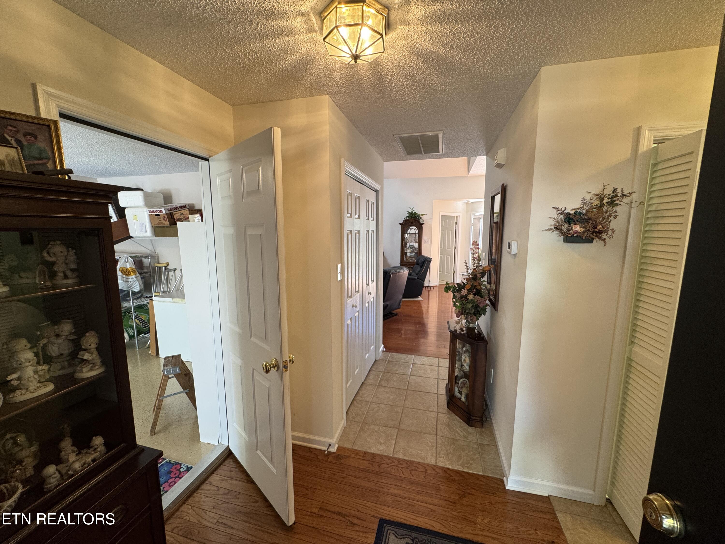 2810 Knob Creek Lane Knoxville TN 37912