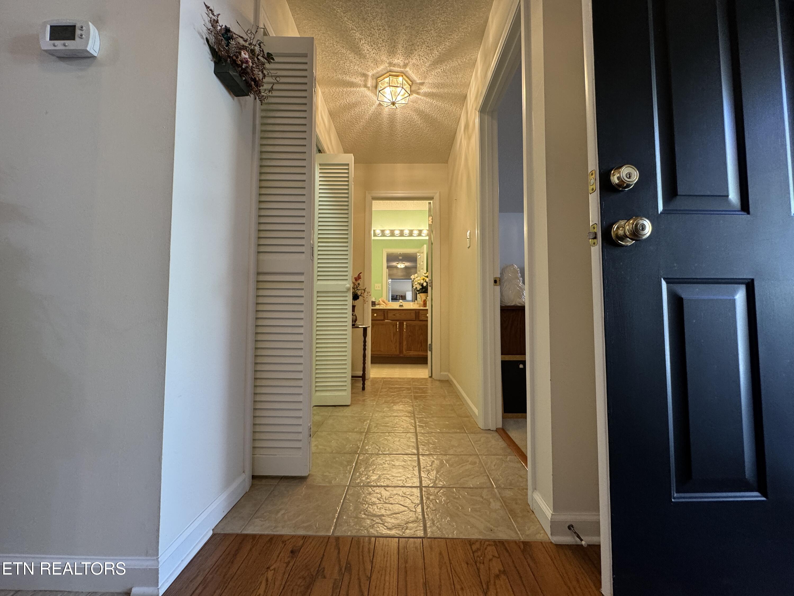 2810 Knob Creek Lane Knoxville TN 37912