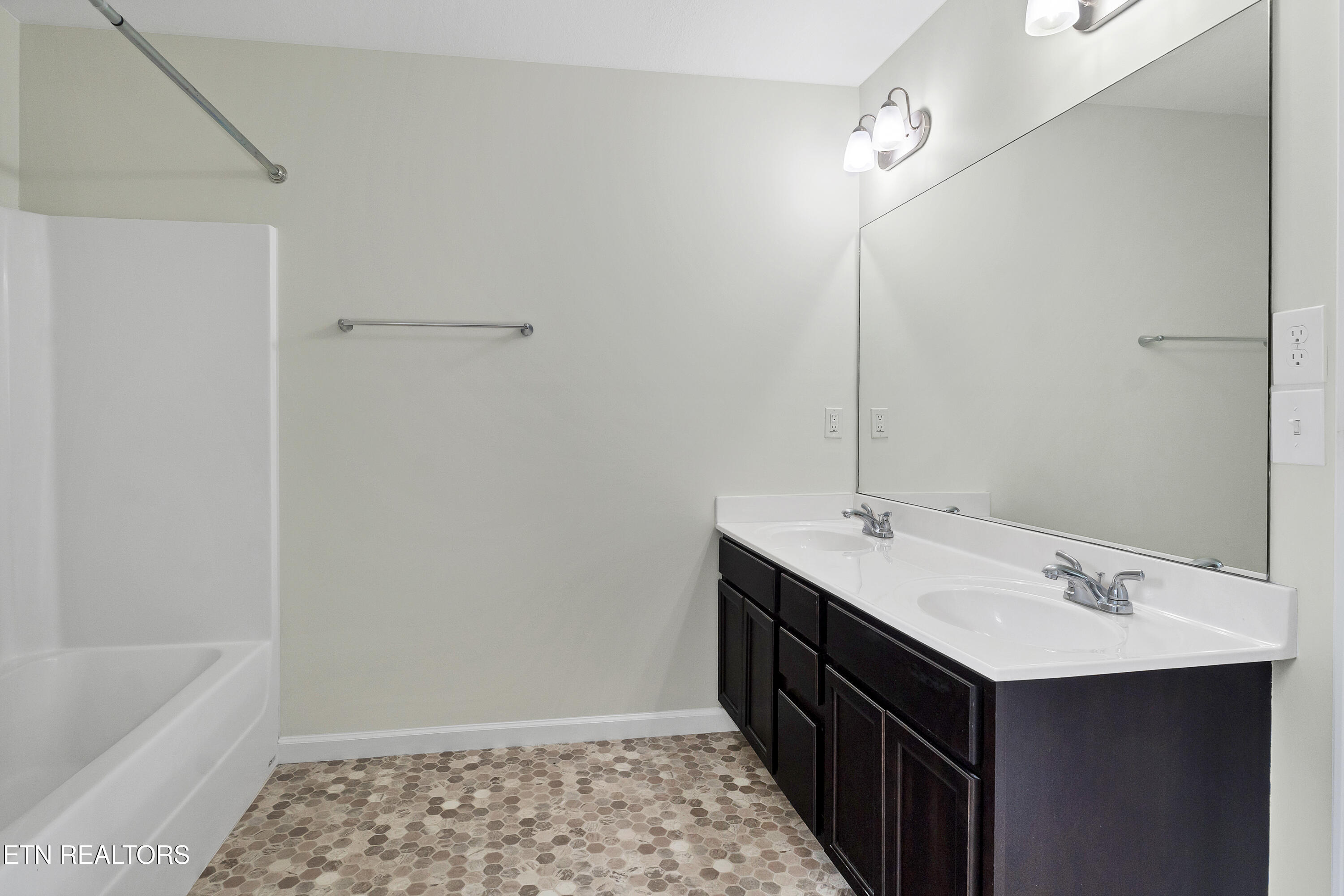 202 Whistlestop Lane Maryville TN 37804