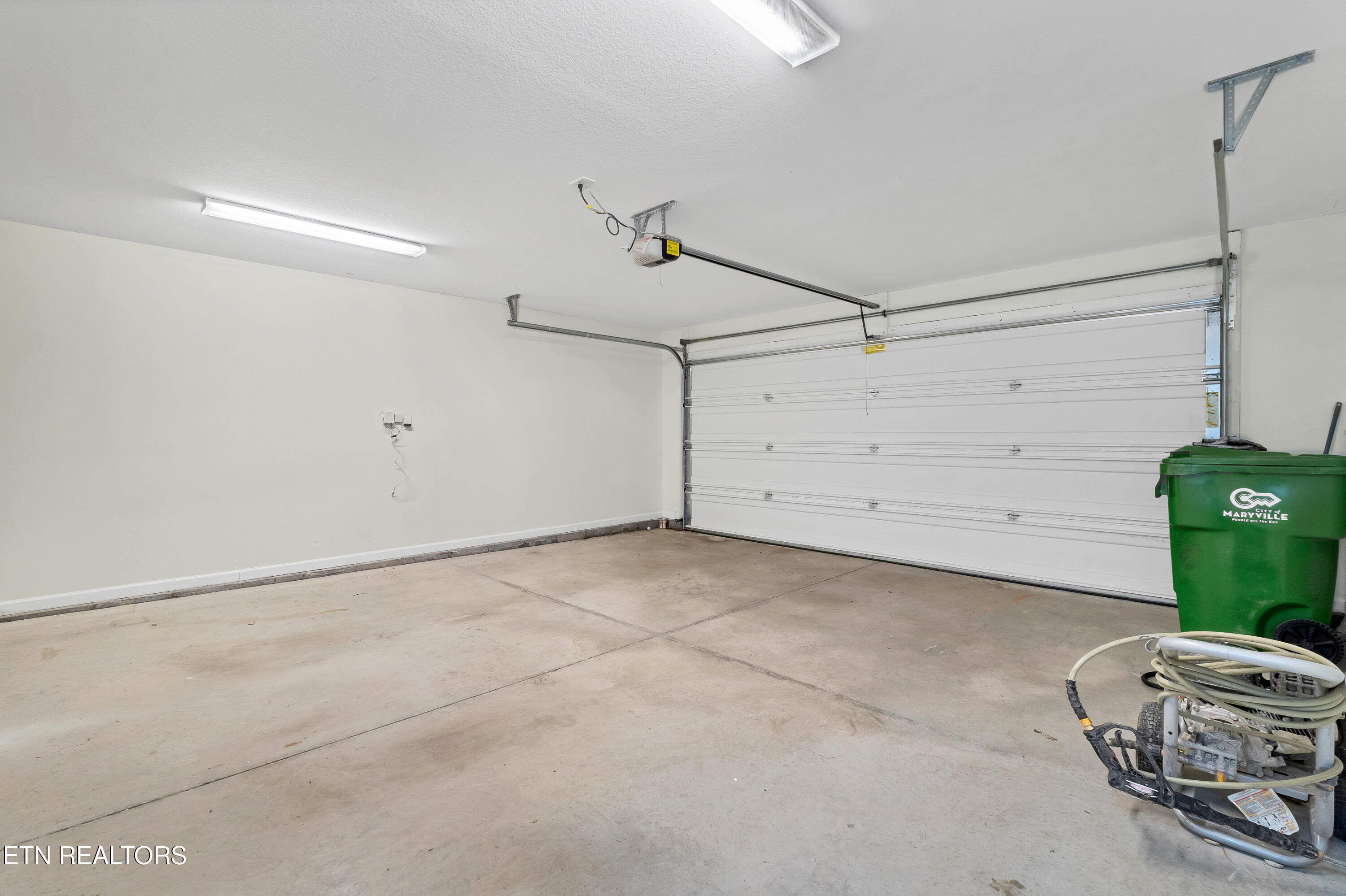 202 Whistlestop Lane Maryville TN 37804
