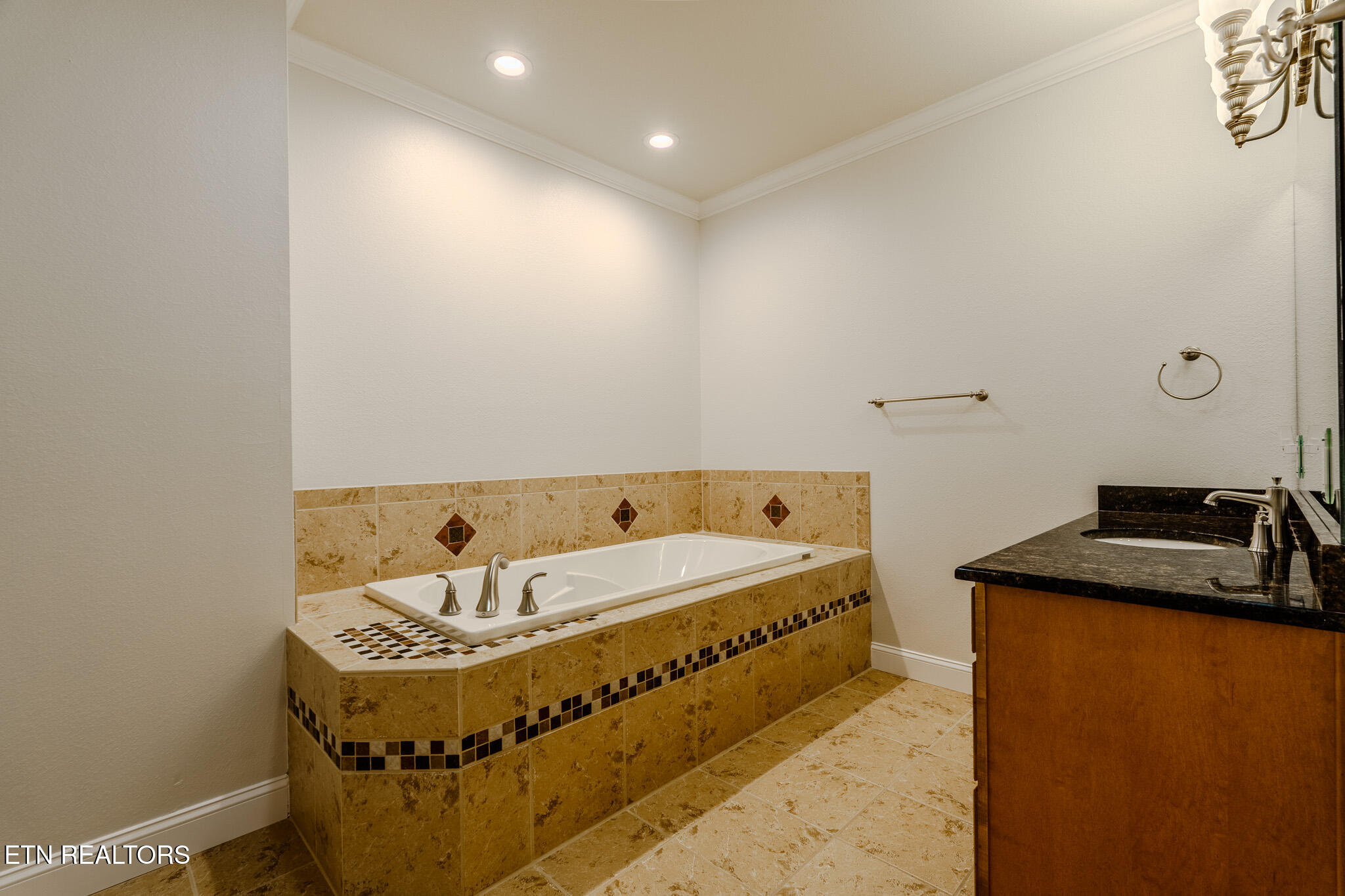 402 Catoosa Lane Loudon TN 37774