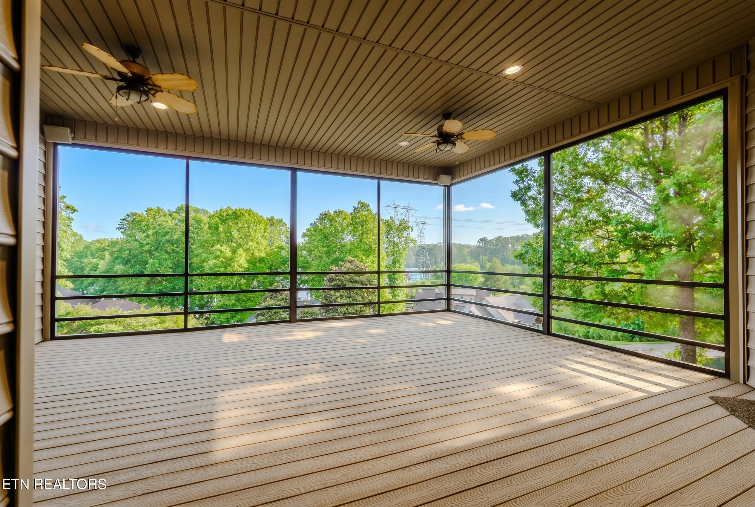 402 Catoosa Lane Loudon TN 37774