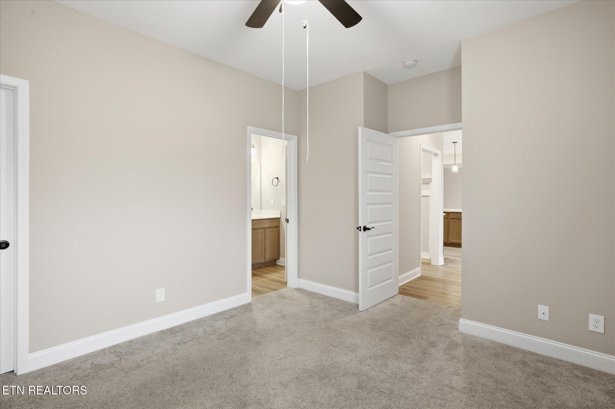8415 Creek Valley Lane Knoxville TN 37931