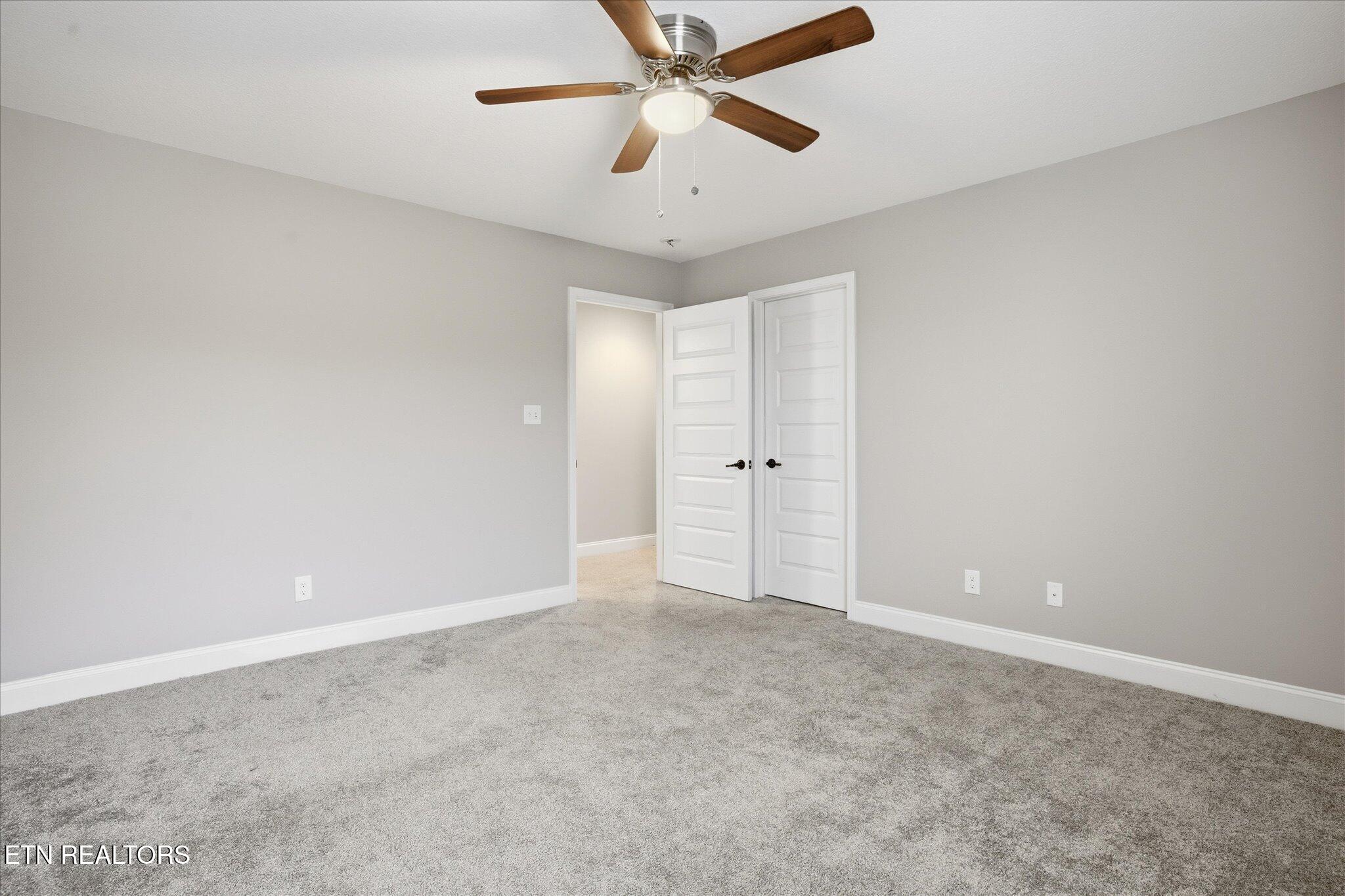 8415 Creek Valley Lane Knoxville TN 37931