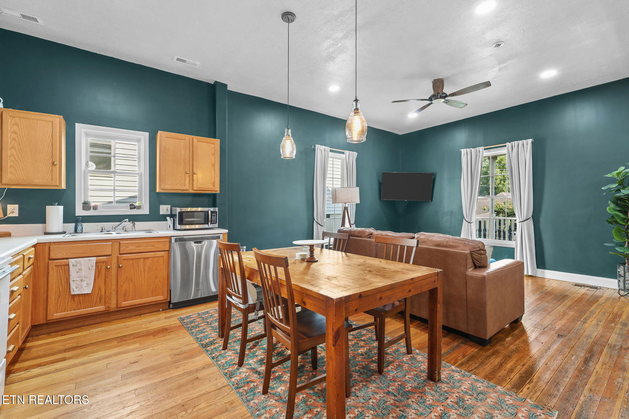 221 E Oldham Avenue Knoxville TN 37917
