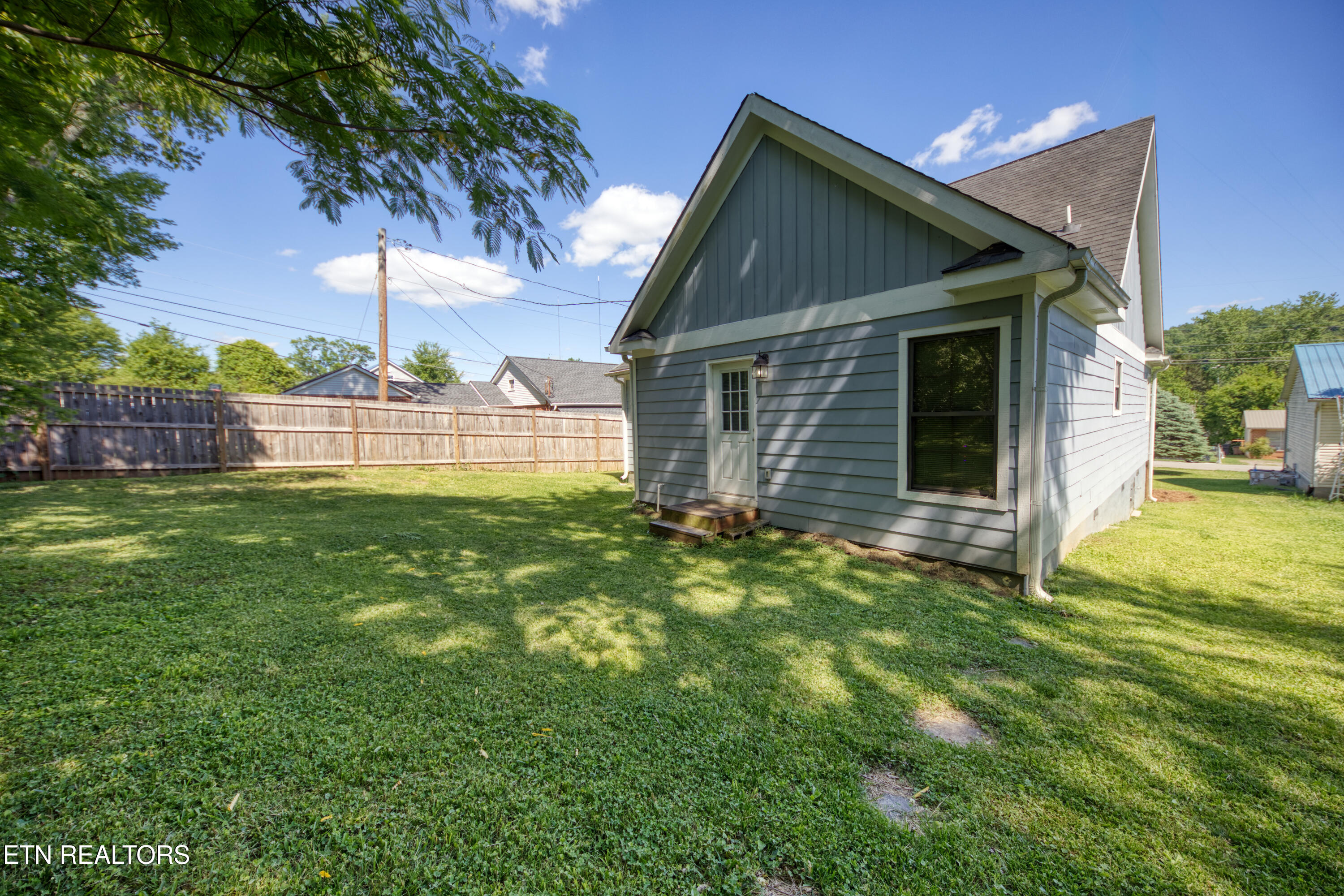 303 Kensi Drive Knoxville TN 37912