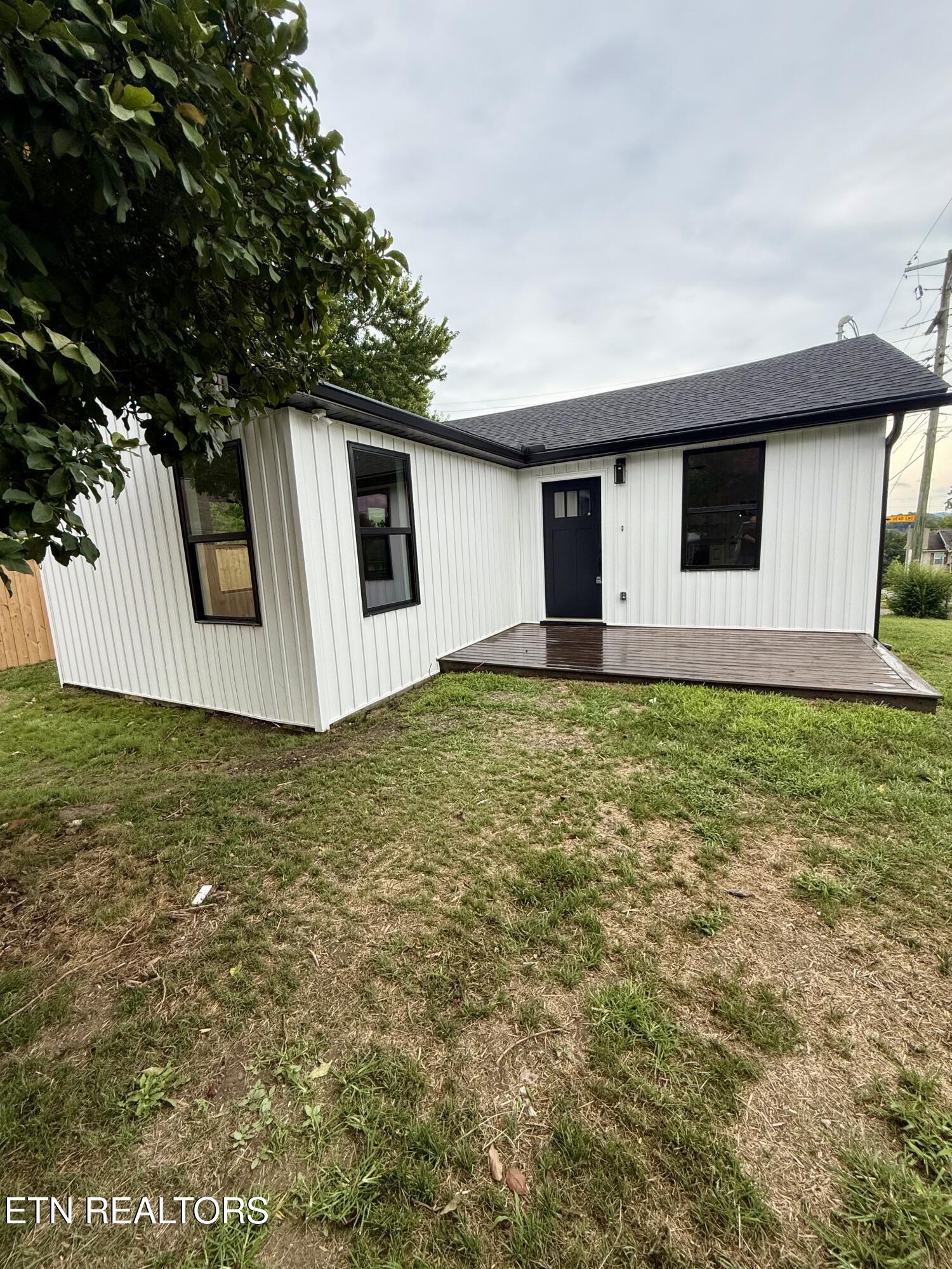 2400 Mccroskey Avenue Knoxville TN 37917