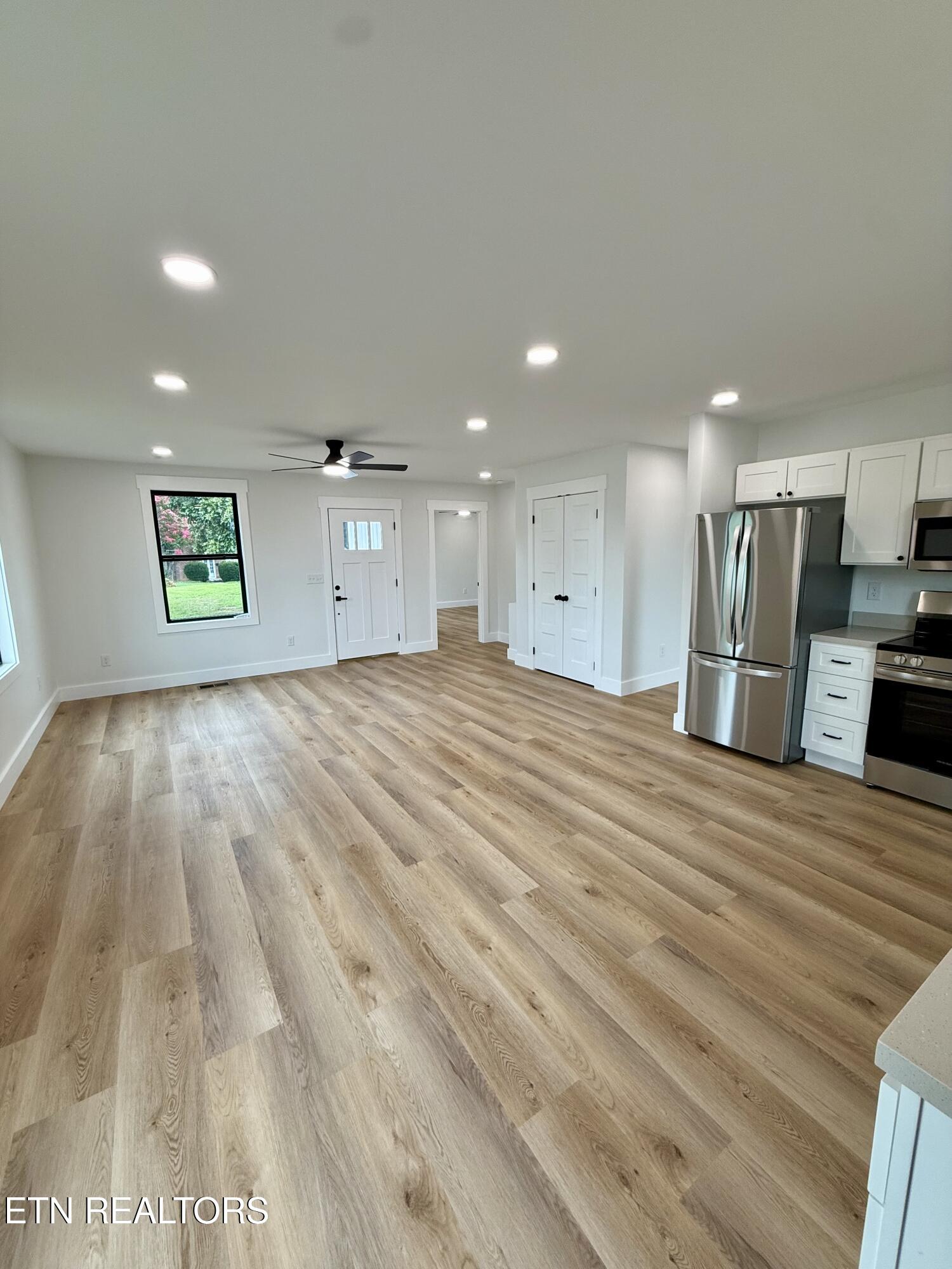 2400 Mccroskey Avenue Knoxville TN 37917