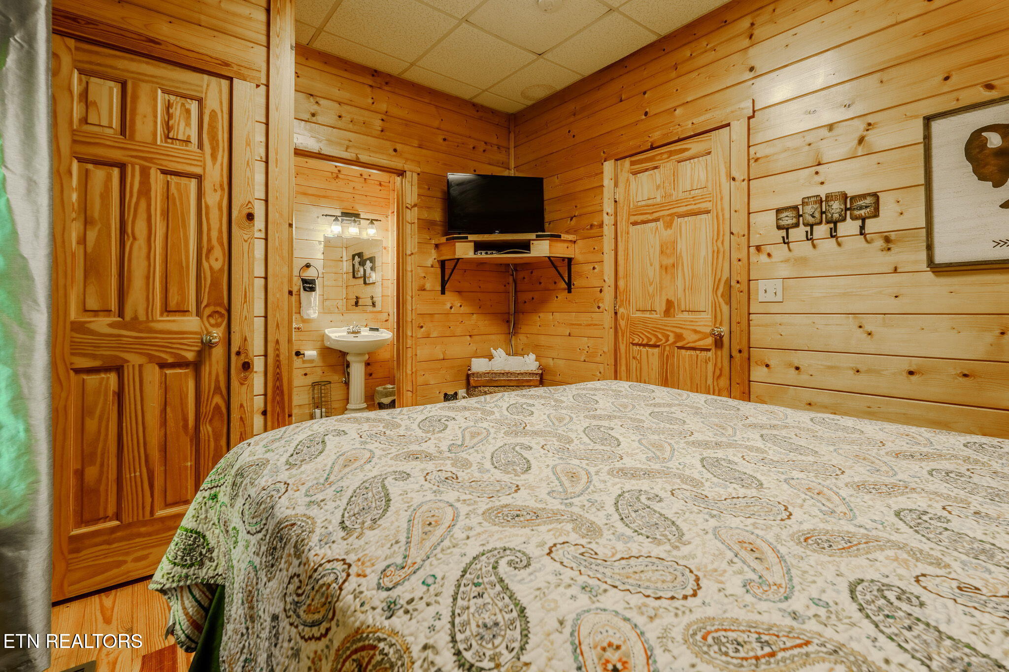 3517 Sand Ridge Way Pigeon Forge TN 37863