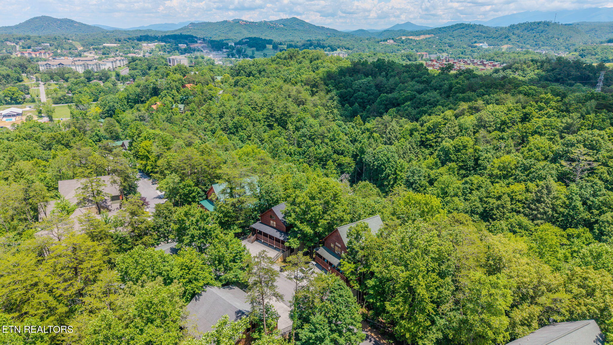 3517 Sand Ridge Way Pigeon Forge TN 37863