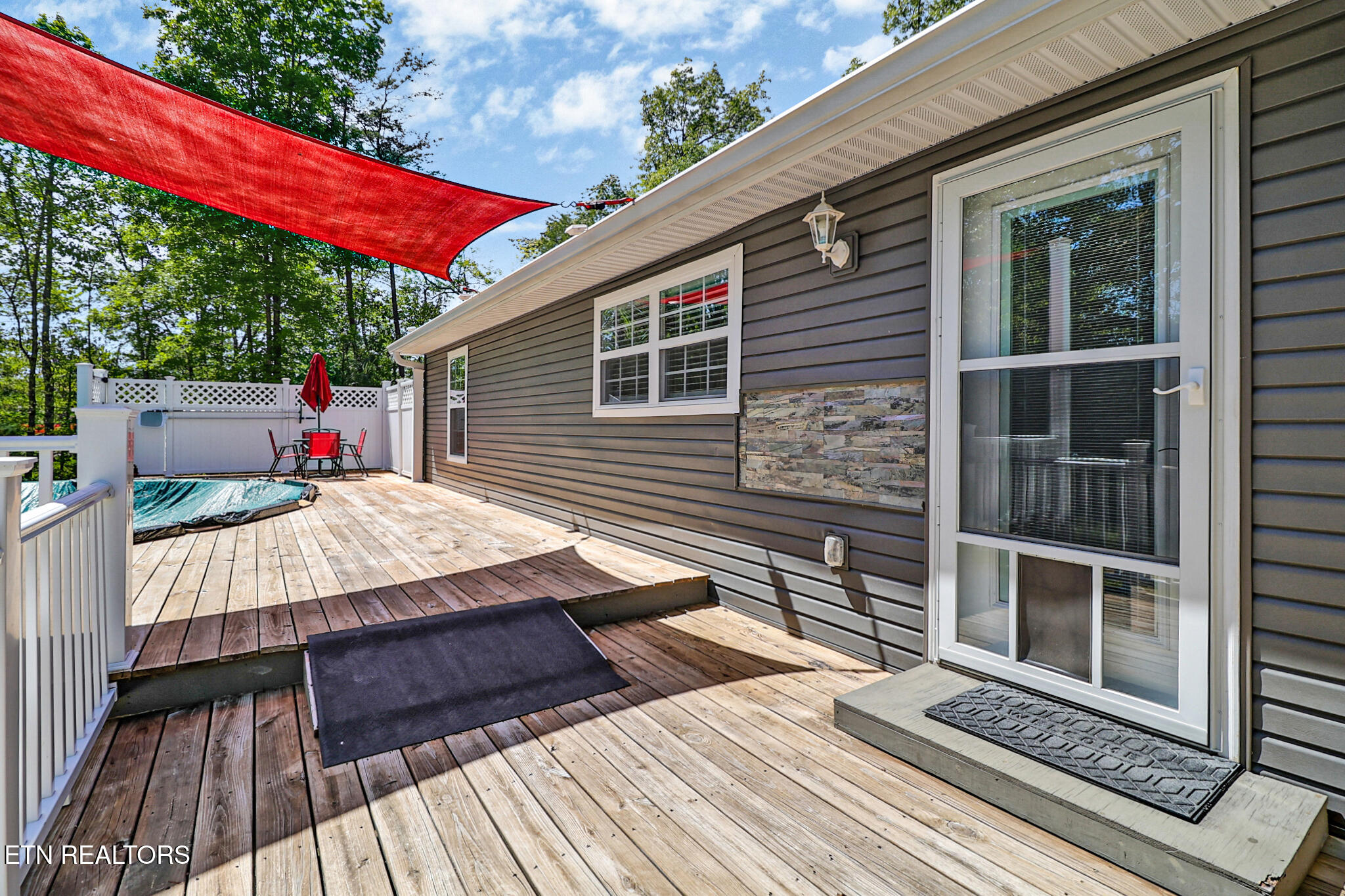 874 Deer Lodge Highway Clarkrange TN 38553