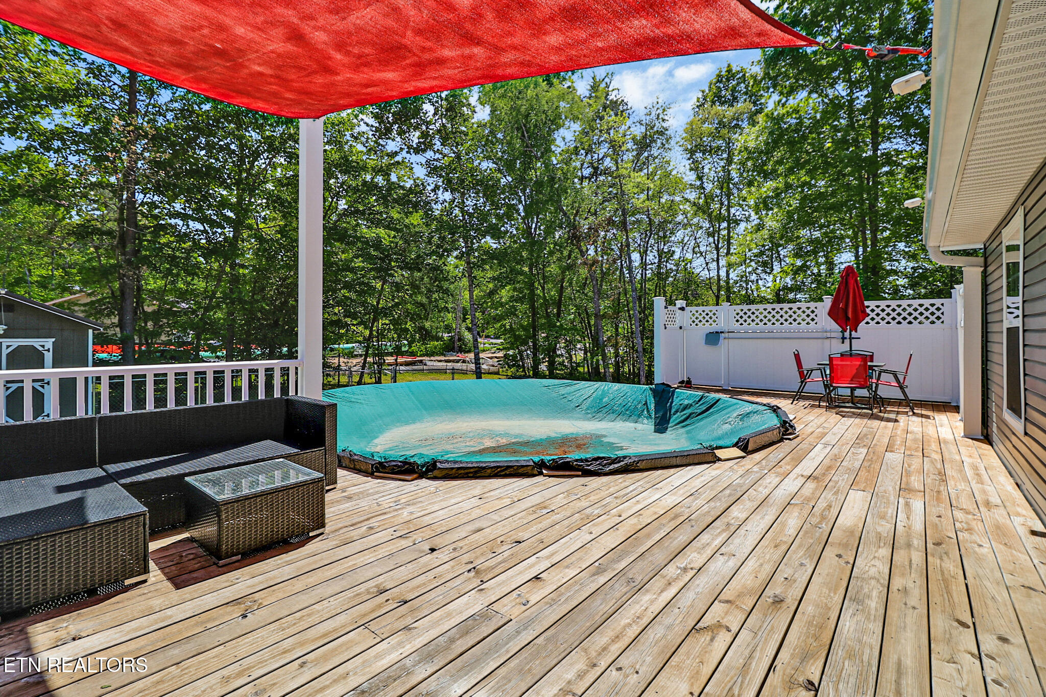 874 Deer Lodge Highway Clarkrange TN 38553