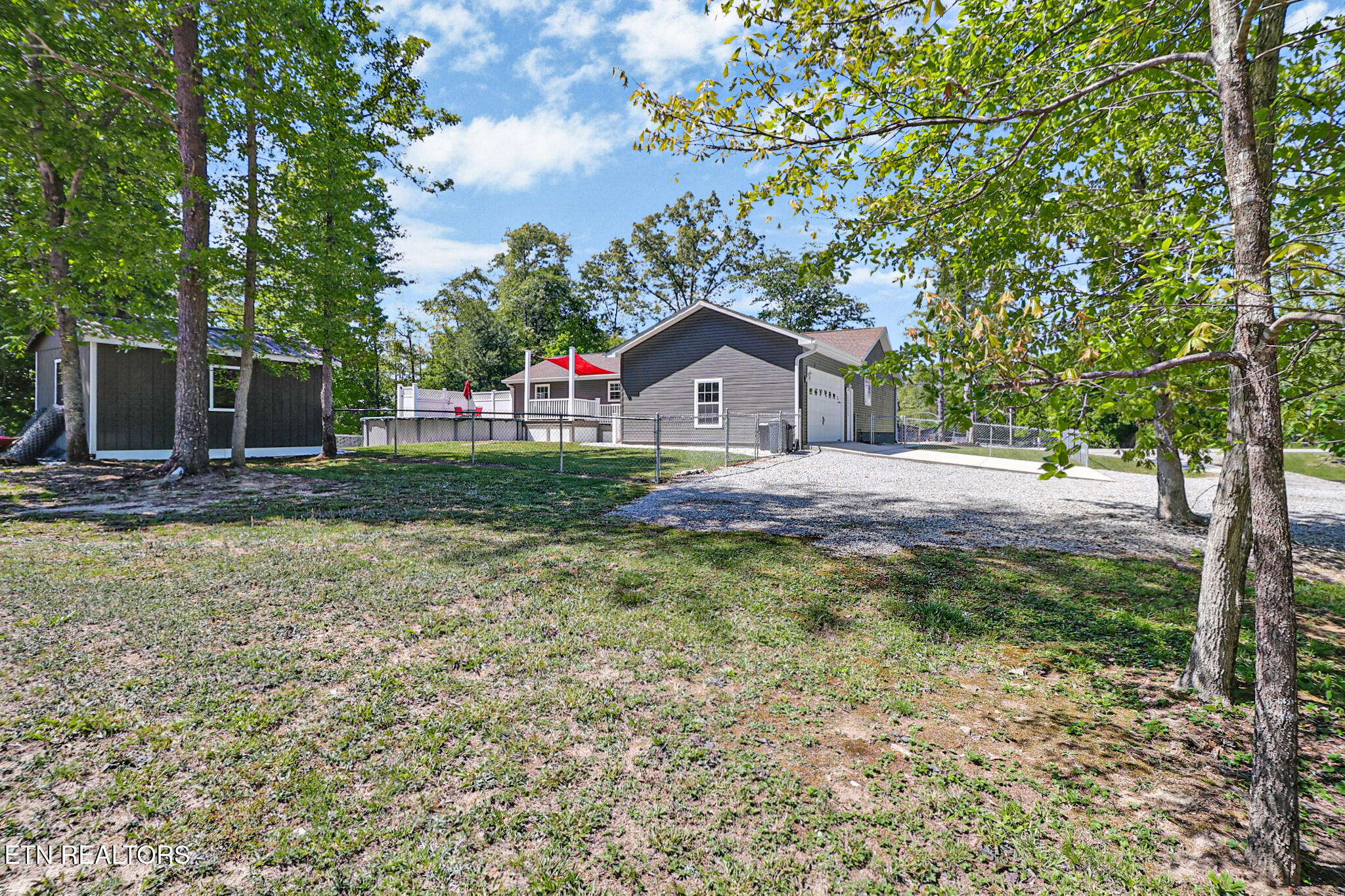 874 Deer Lodge Highway Clarkrange TN 38553